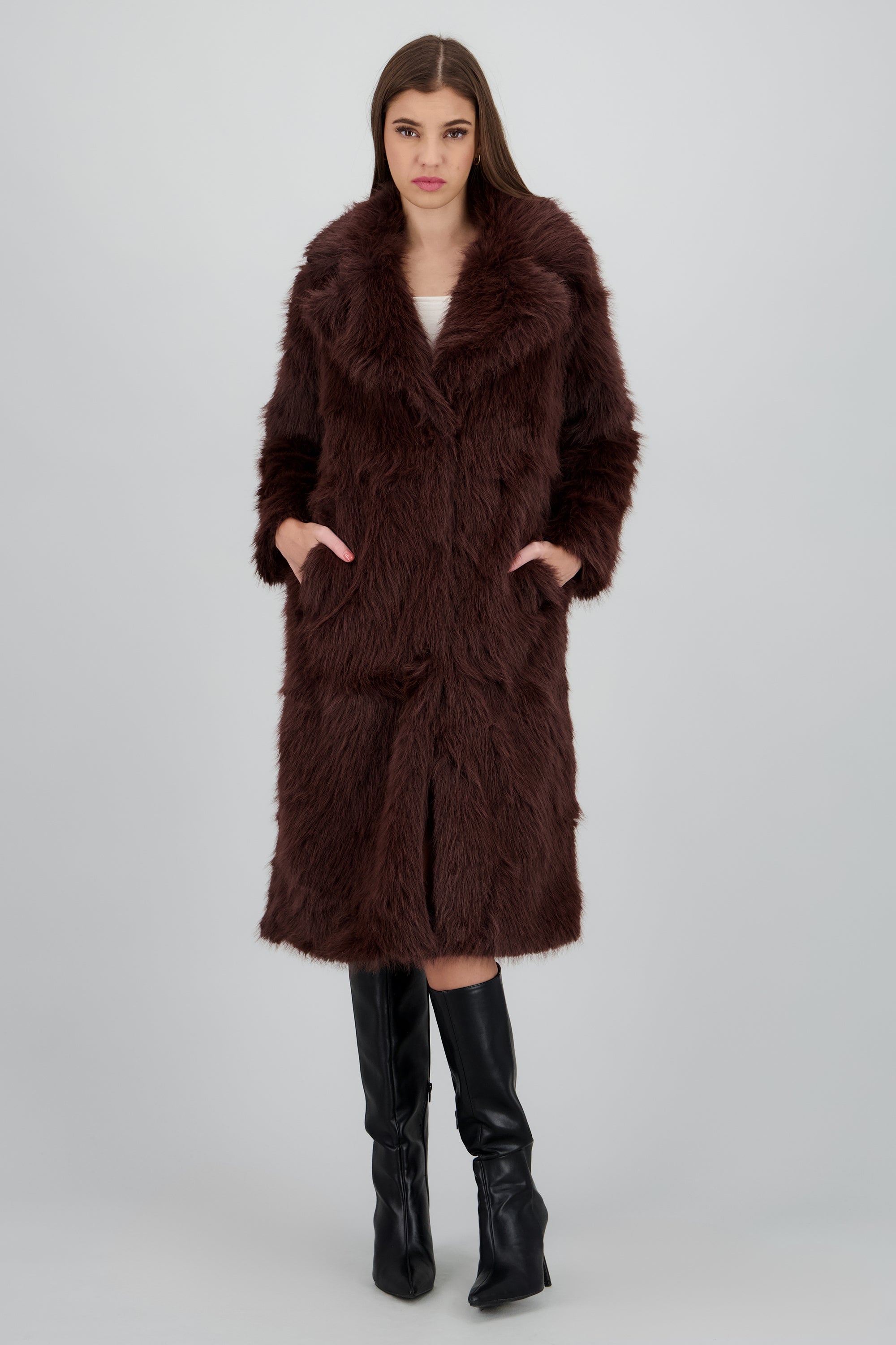 Abrigo largo peluche CAFE OBSCURO