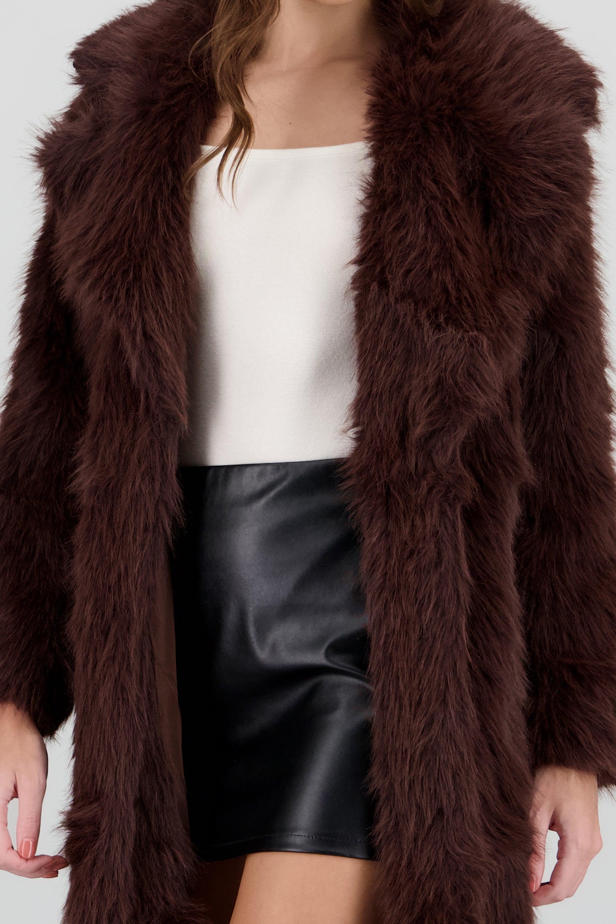 Abrigo largo peluche CAFE OBSCURO