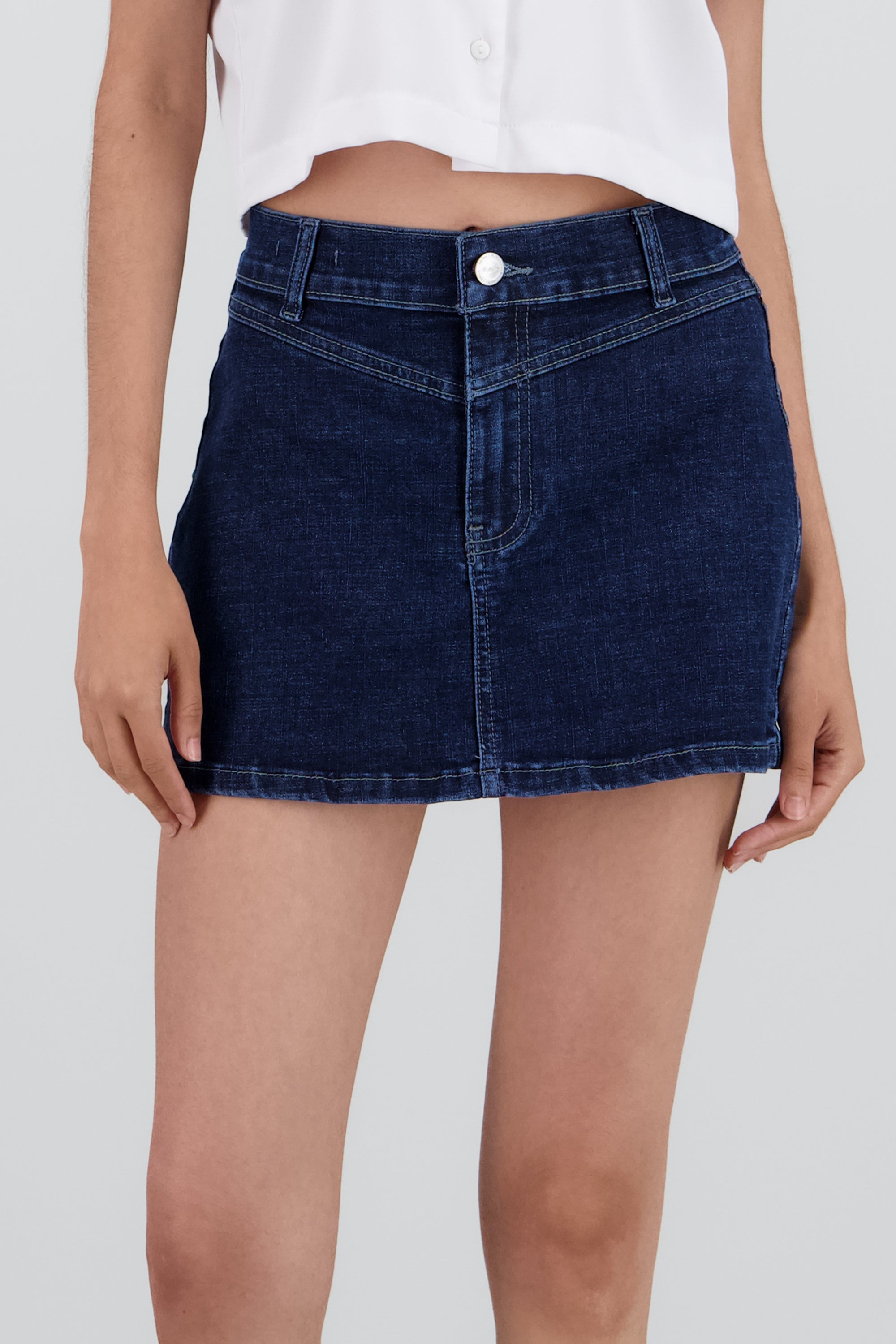 Falda mini con corte DARK WASH