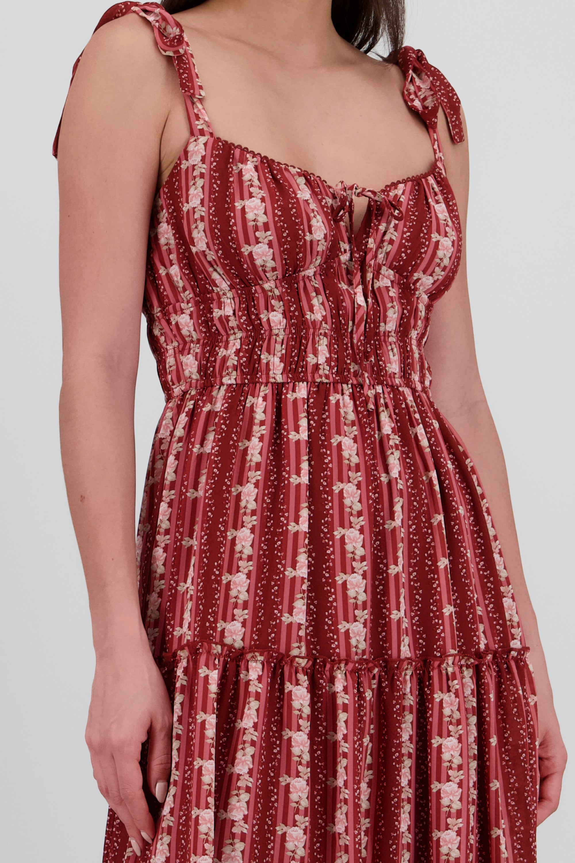 Vestido maxi olanes estampado flores VINO COMBO