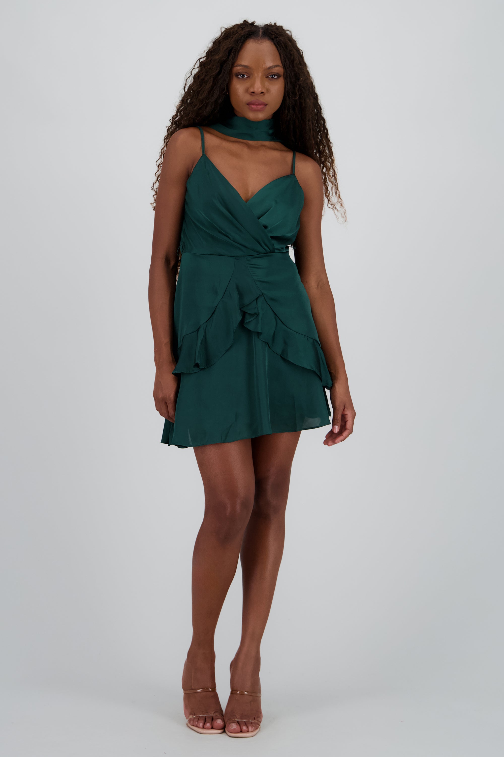 Vestido satin olanes con tirantes VERDE CAZADOR