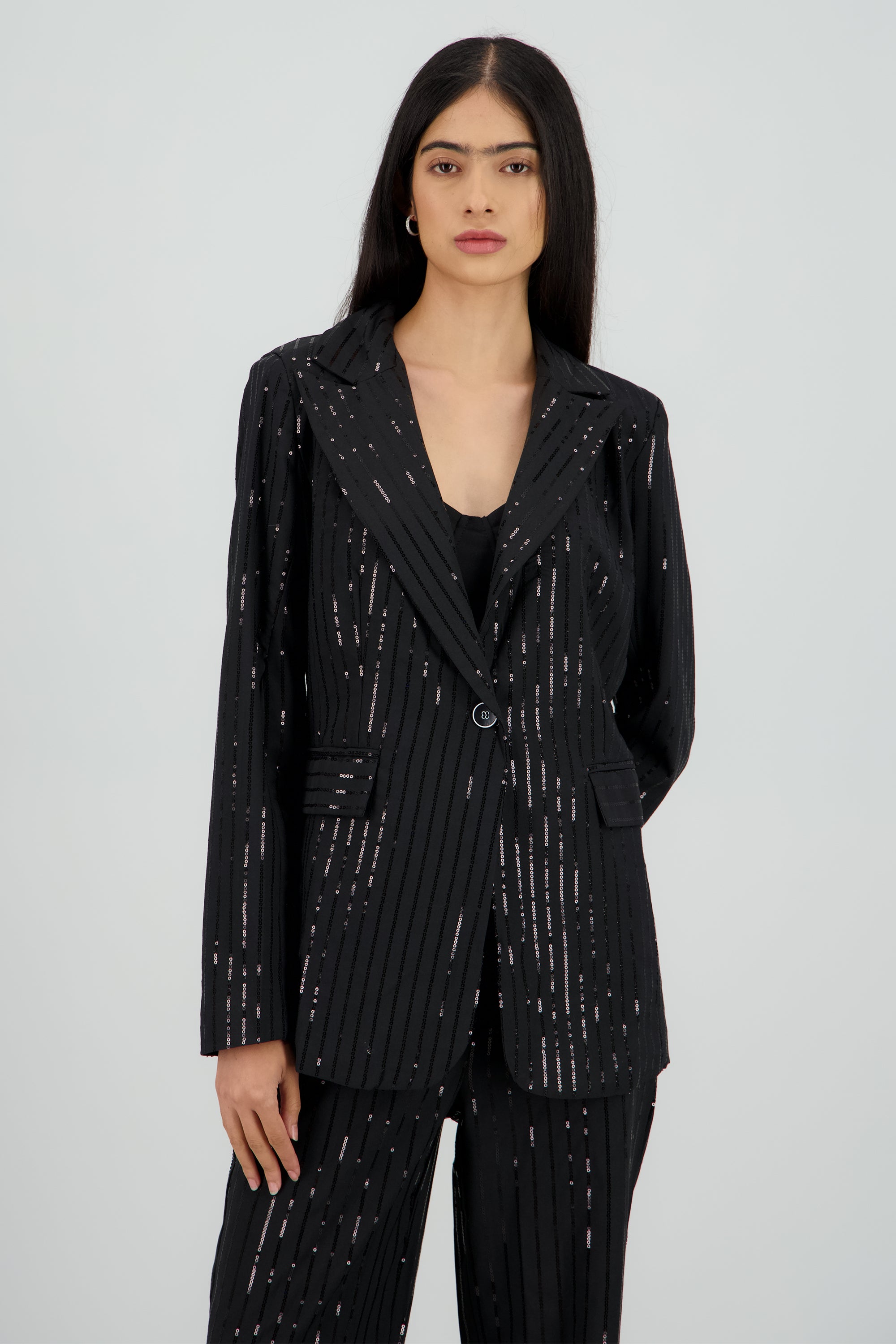 Saco ajustado con rayas de brillos NEGRO