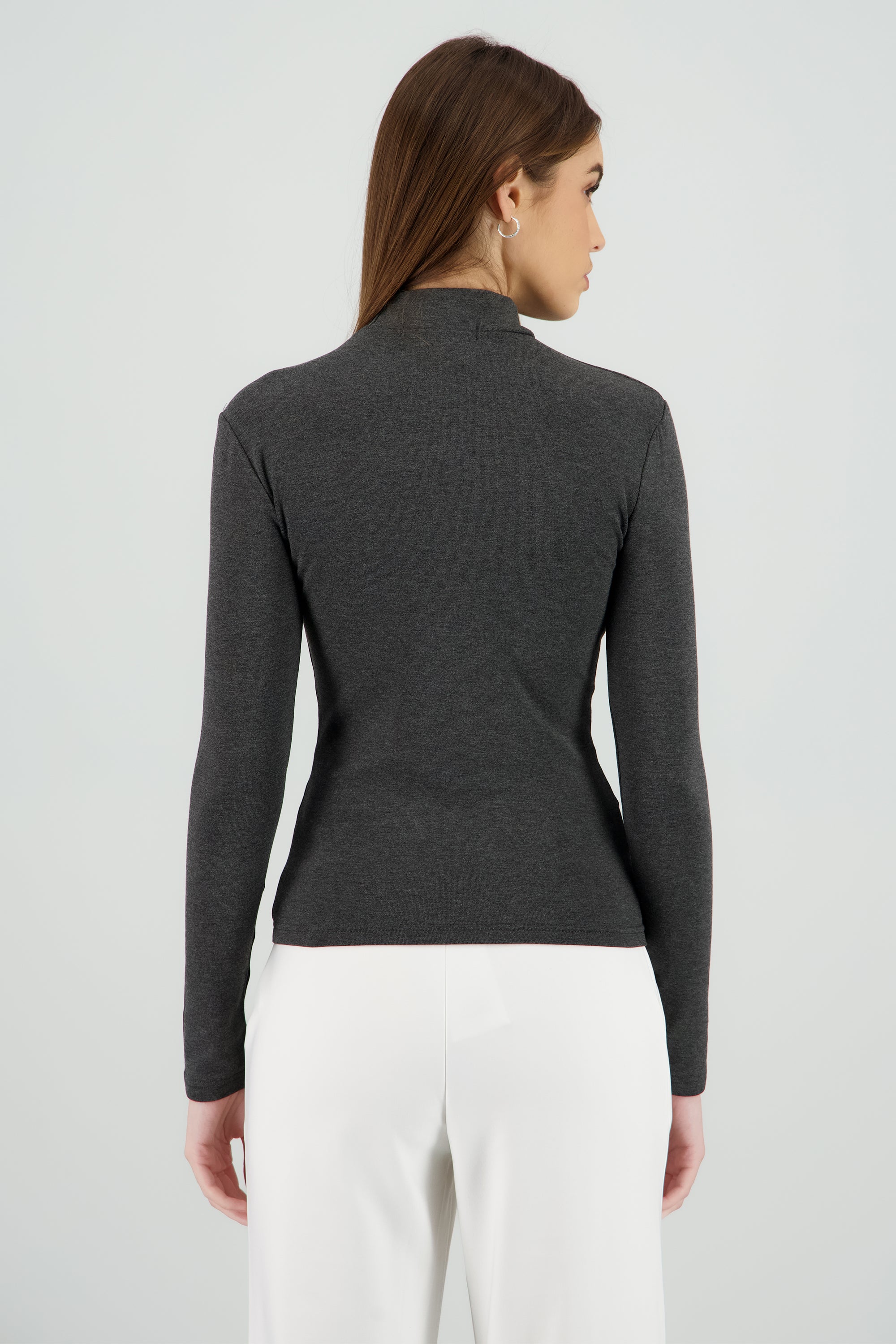 Top de manga larga con cuello alto GRIS