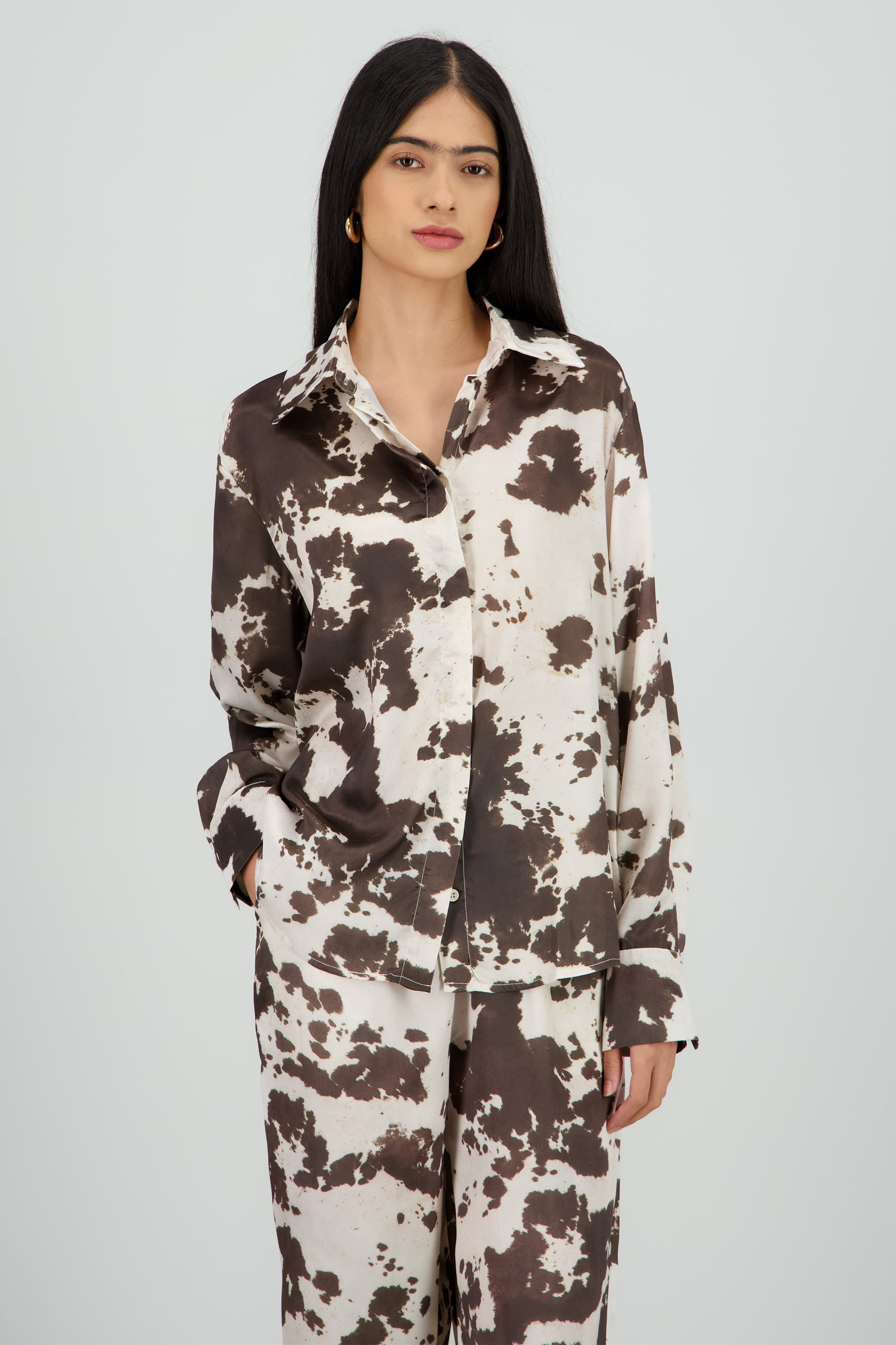 Camisa manga larga con estampado animal print CAFE COMBO