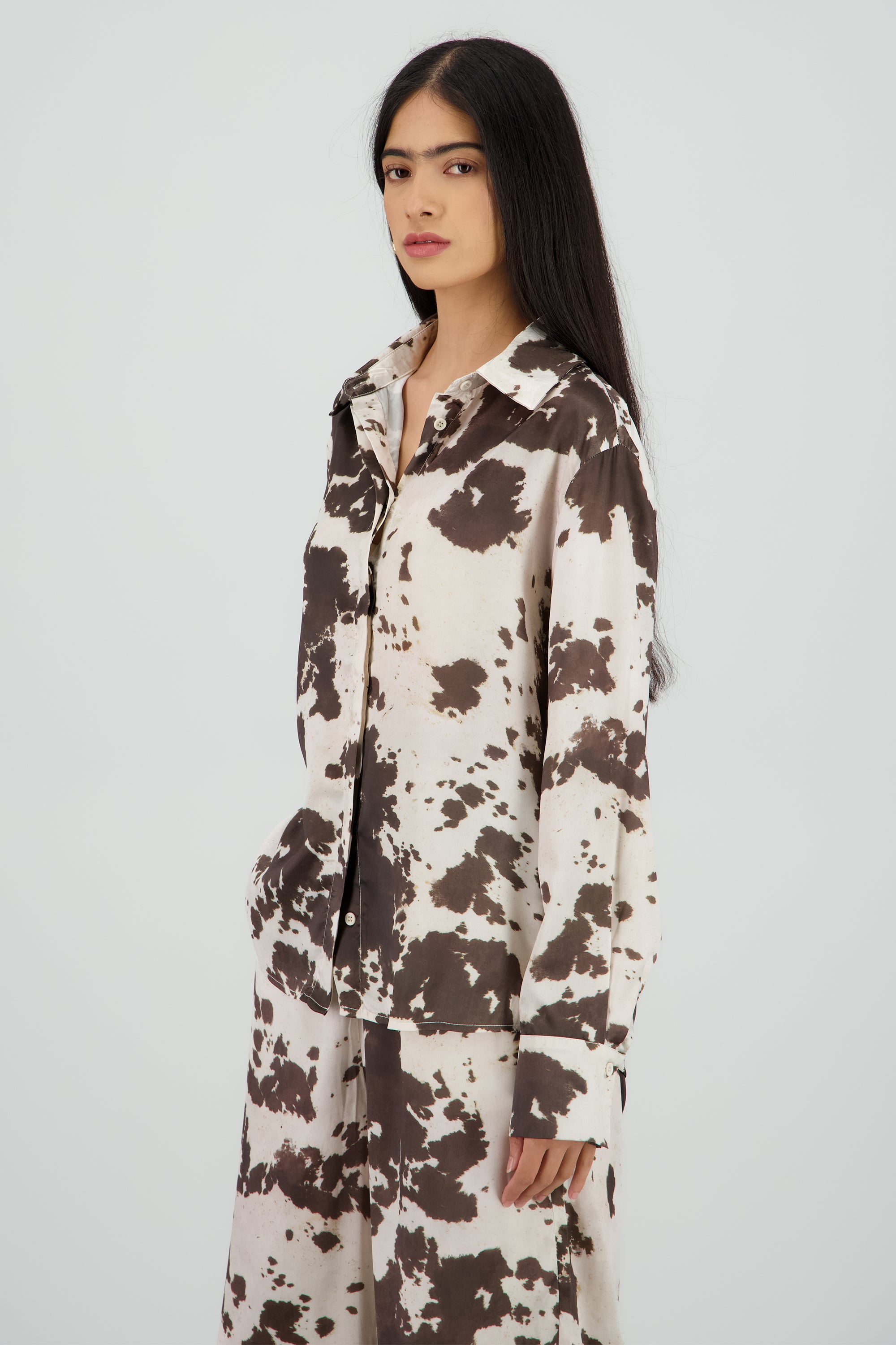 Camisa manga larga con estampado animal print CAFE COMBO