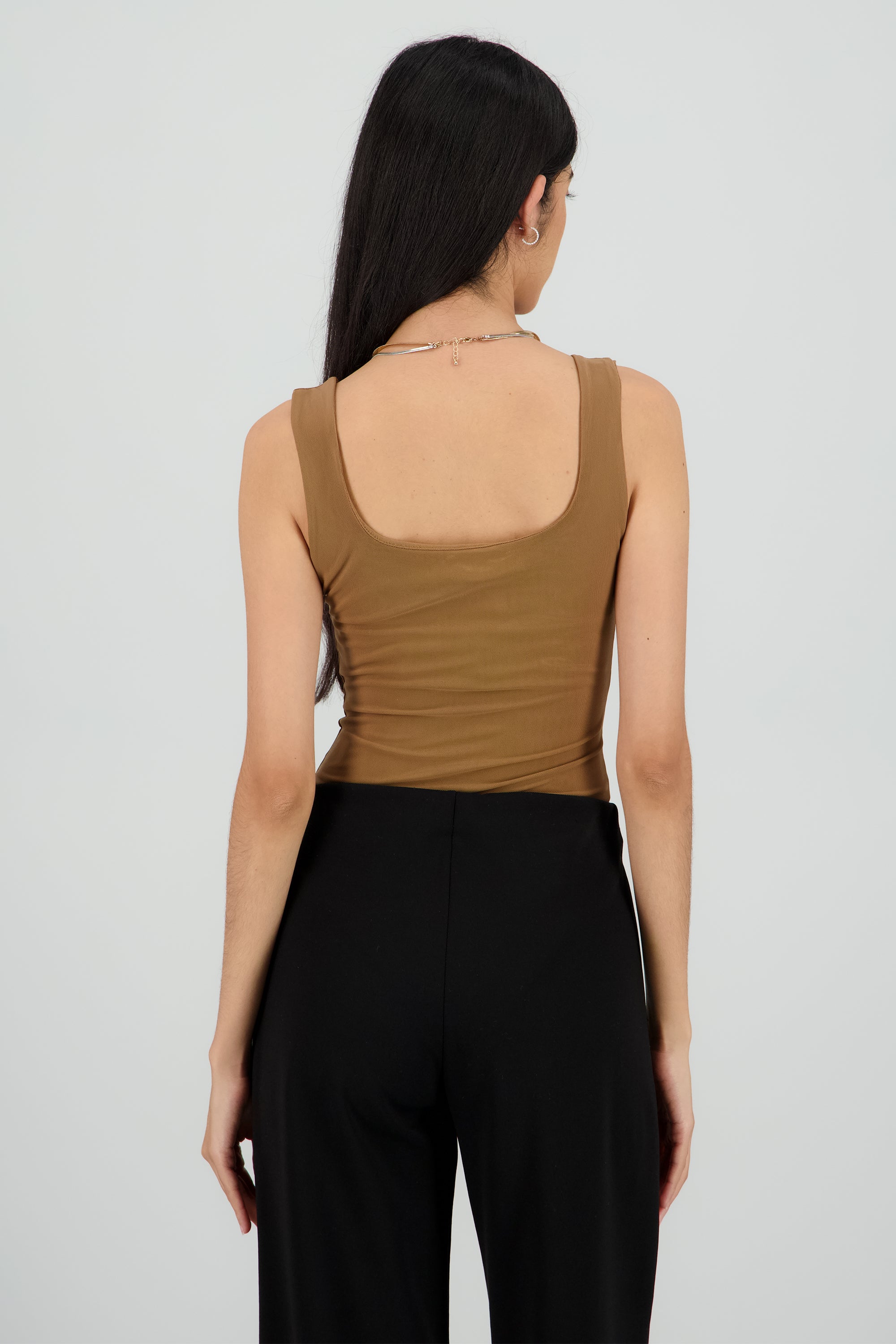 BODYSUIT ESCOTE CUADRADO SIN MANGA BEIGE