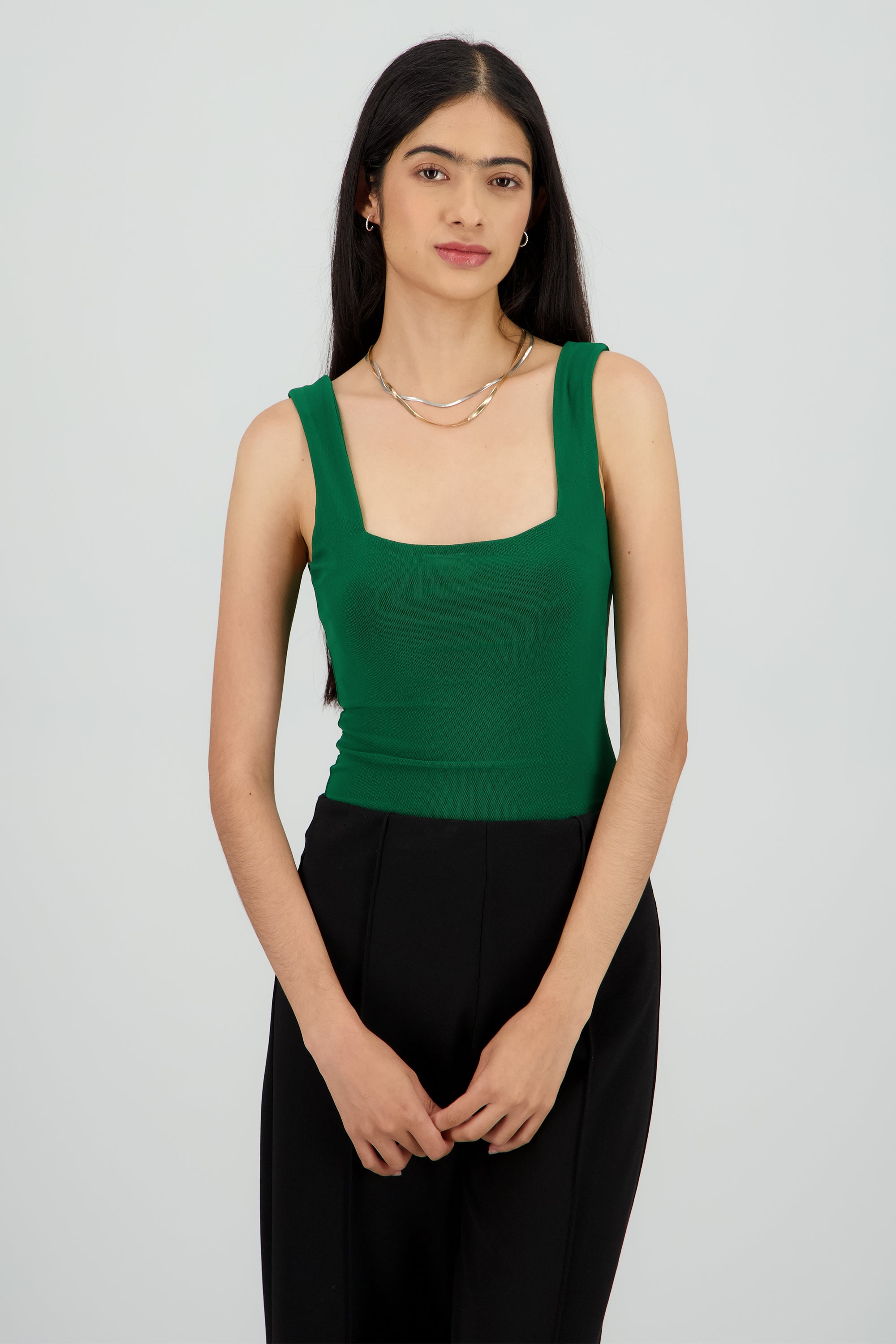 BODYSUIT ESCOTE CUADRADO SIN MANGA VERDE CAZADOR