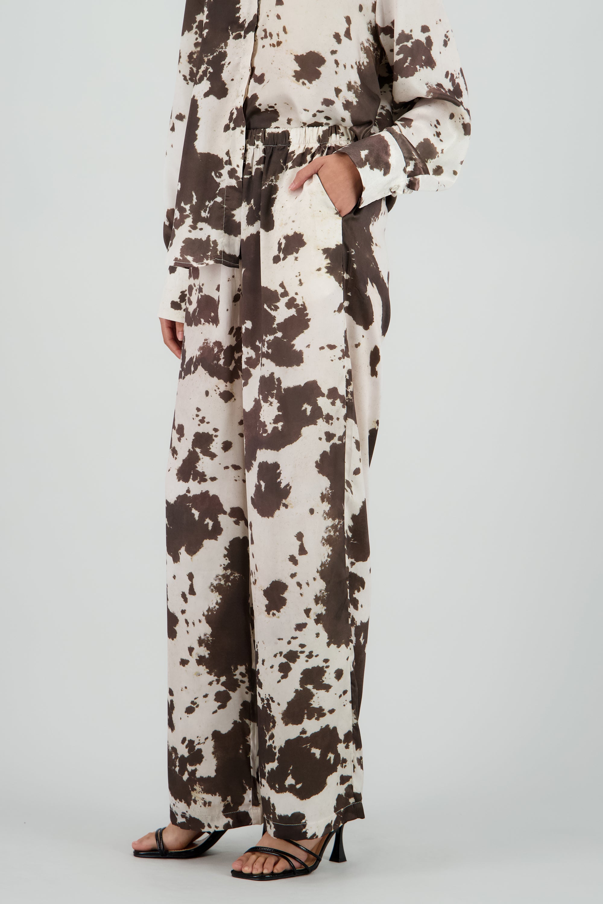 Pantalon amplio estampado animal print CAFE COMBO
