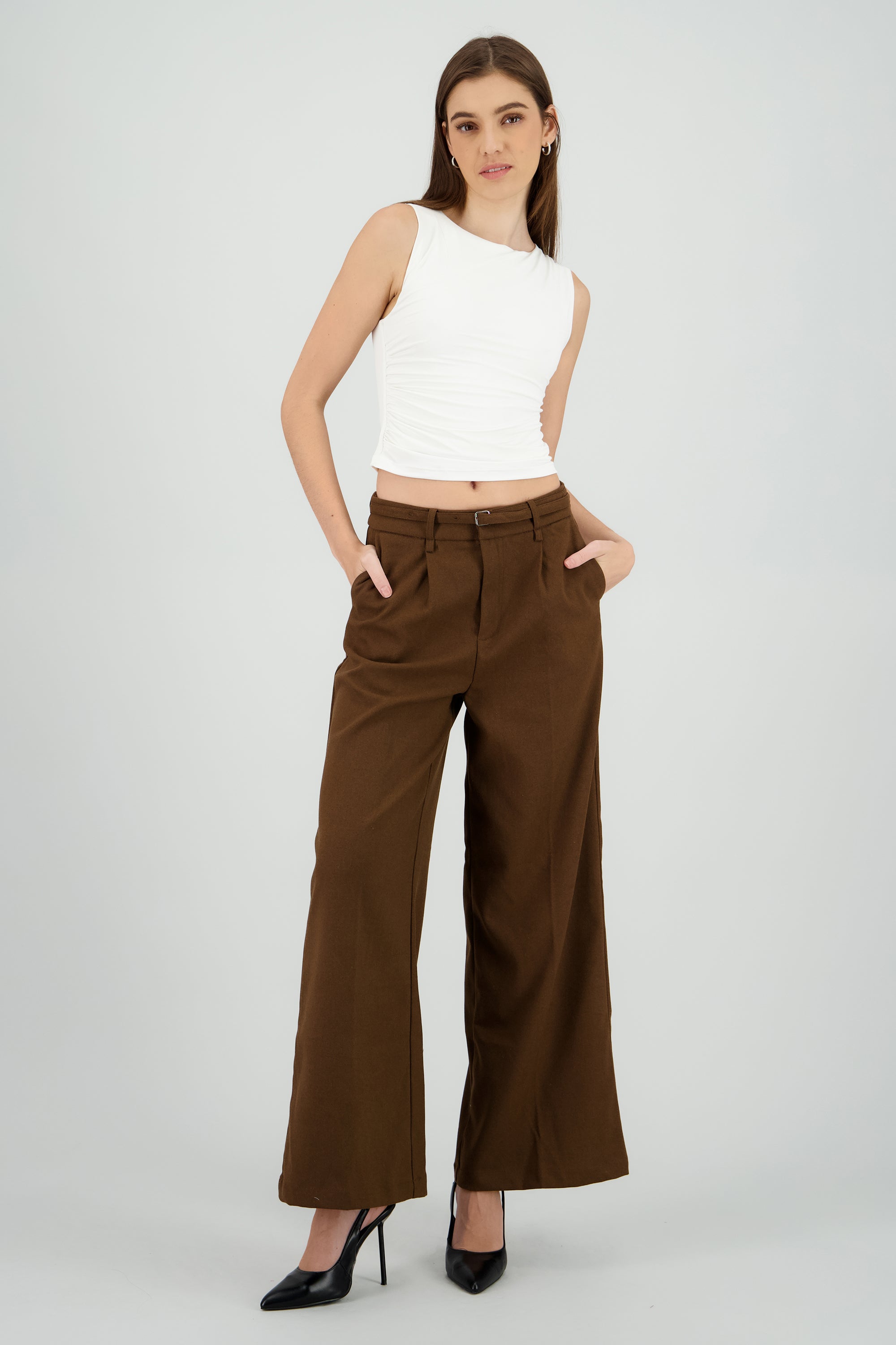 Pantalon amplio detalle pinzas lazo CHOCOLATE