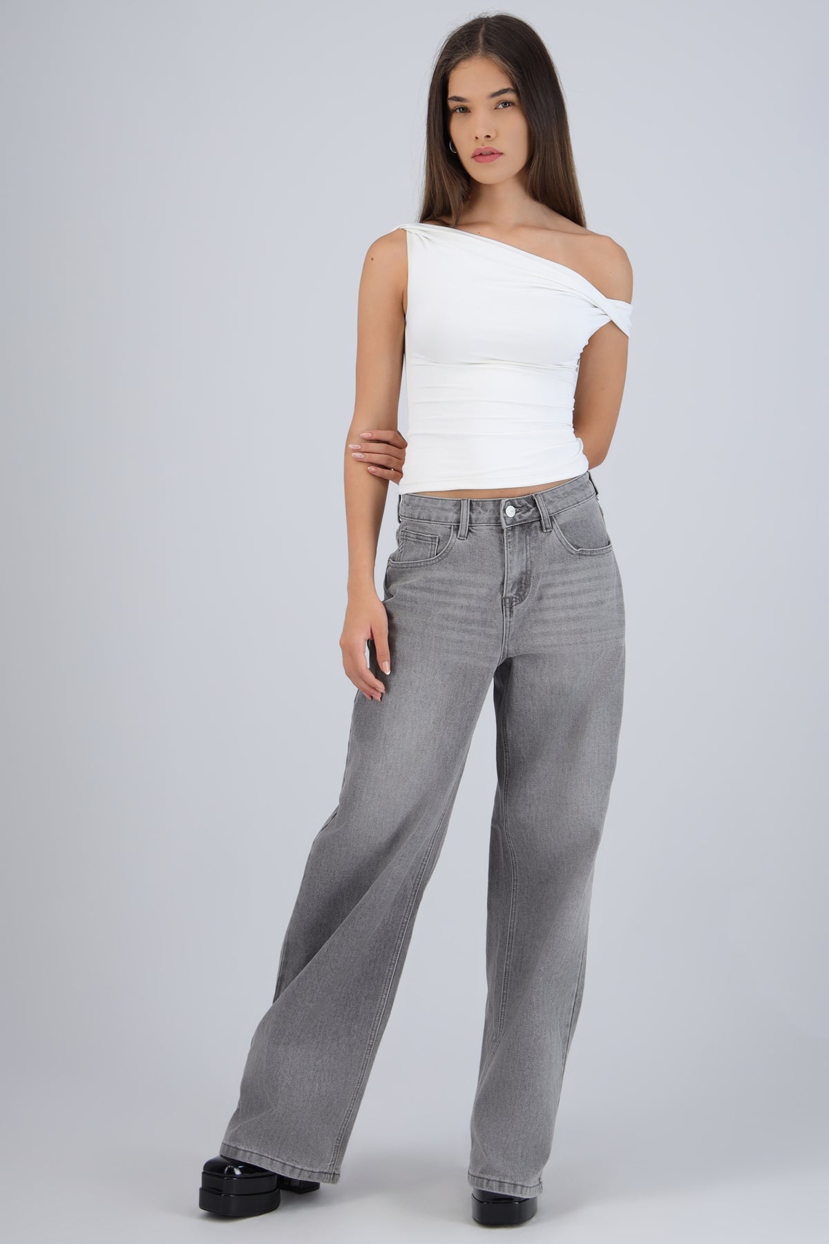 Jeans straight desgaste GRIS CLARO