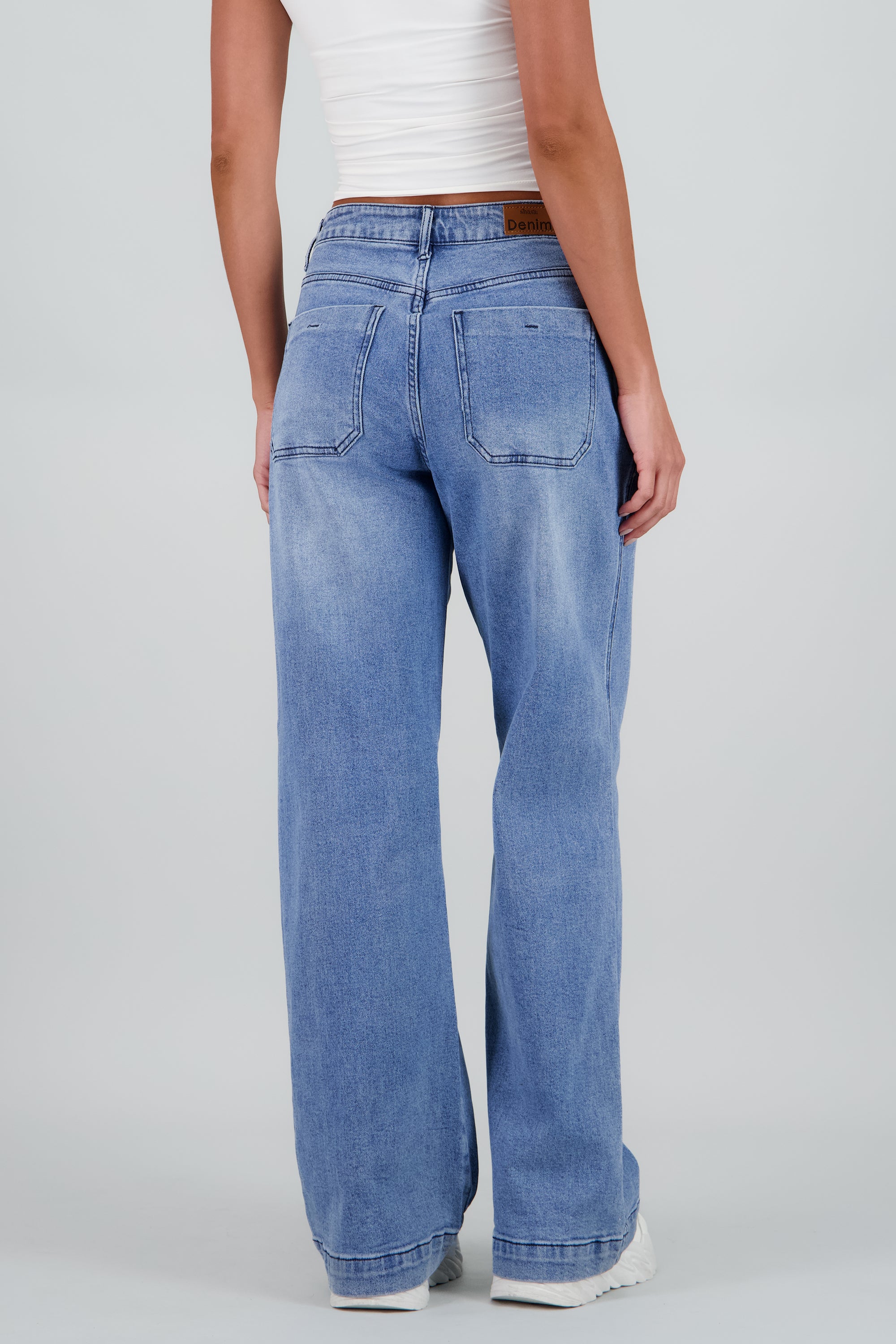 Jeans wide leg dobladillo ancho MEDIUM WASH