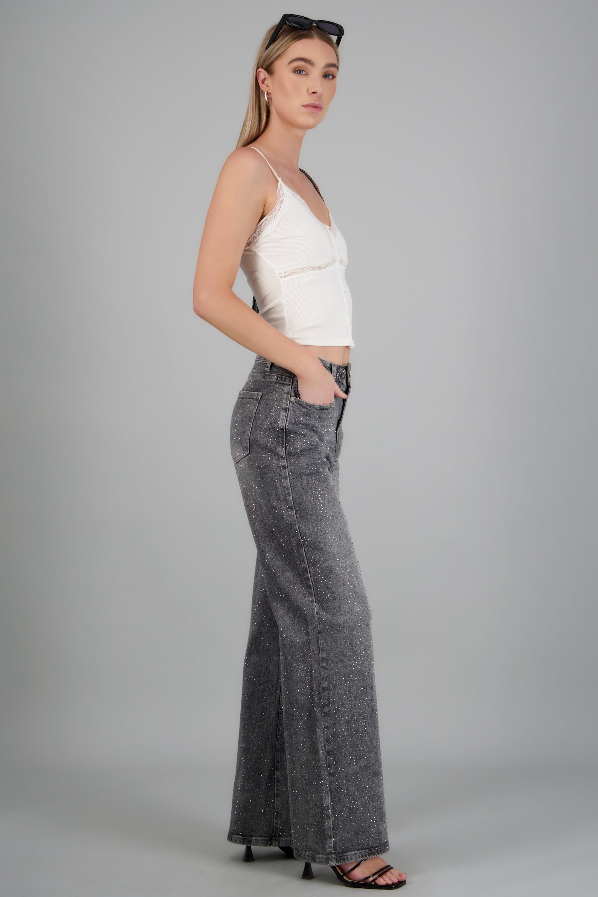 LIGHT GRAY