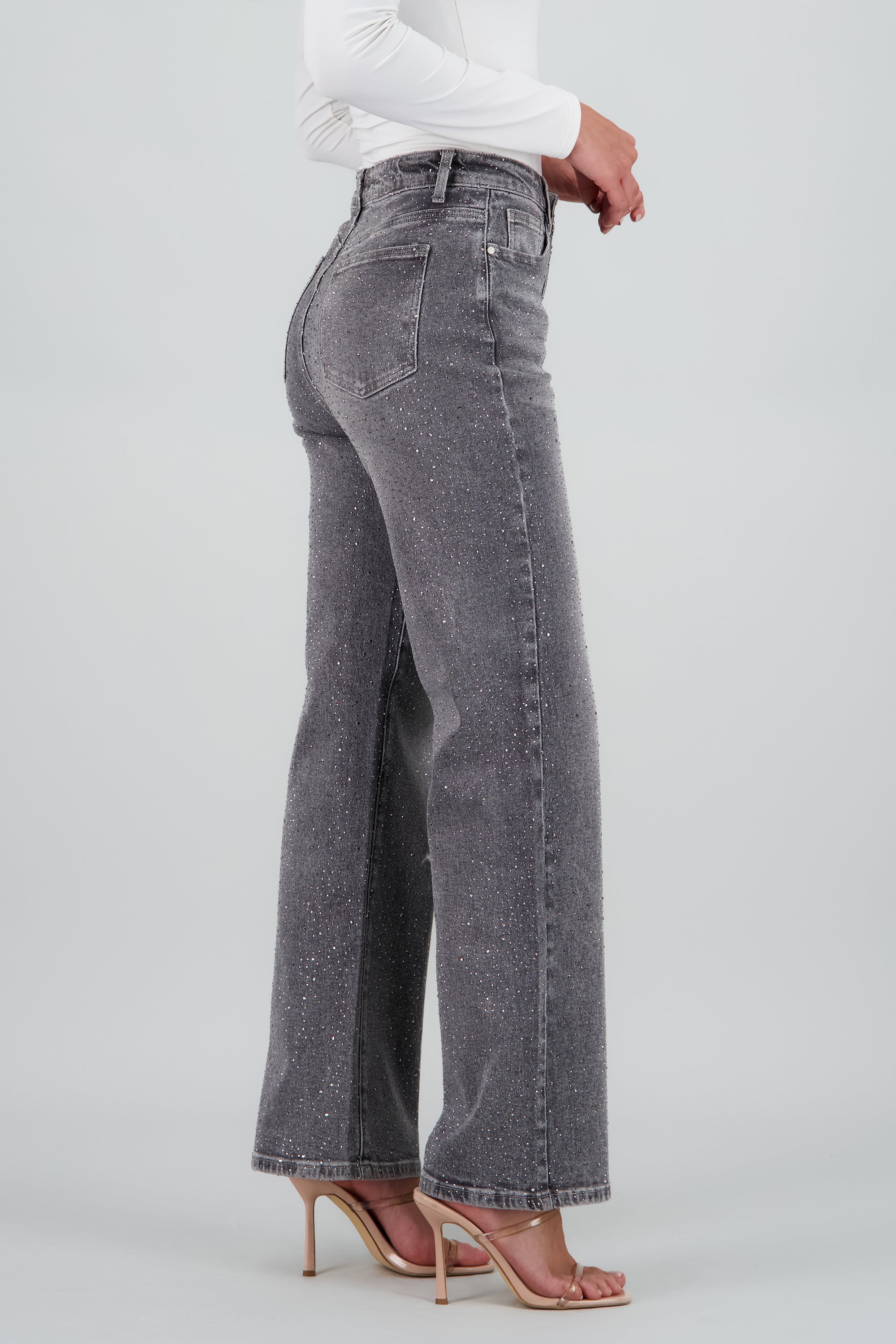 Jeans straight brillo GRIS CLARO