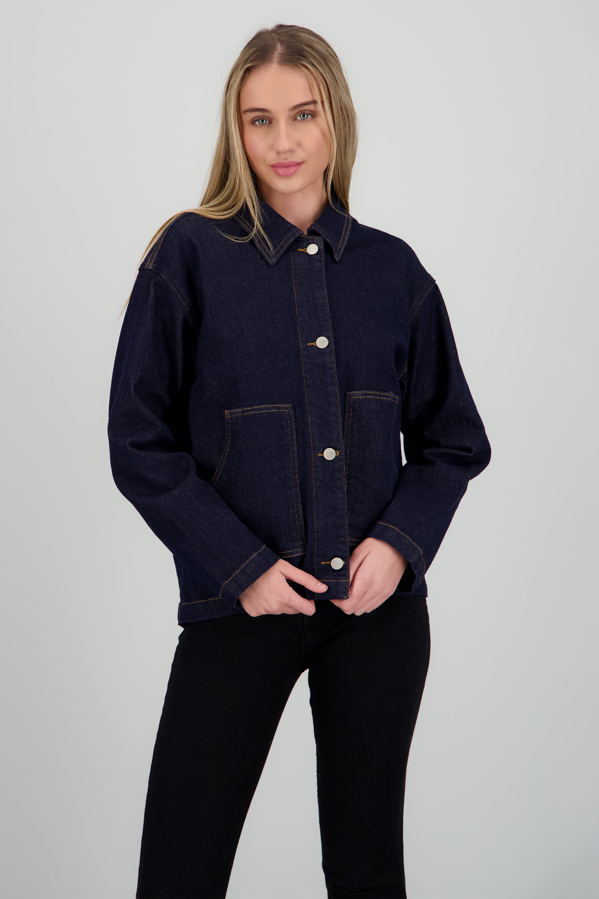 Chamarra oversize bolsas INDIGO