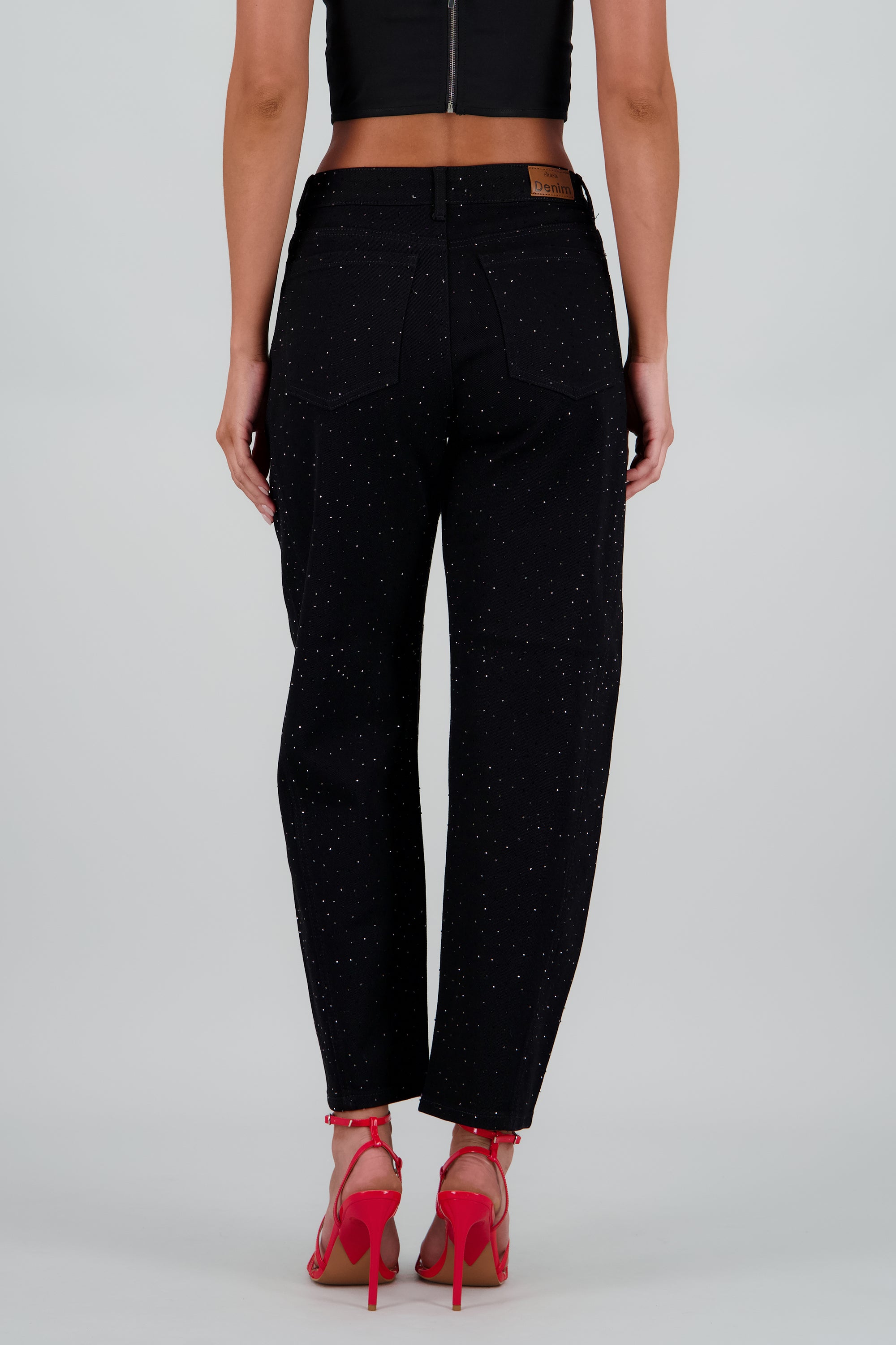 Jeans barrel brillos NEGRO