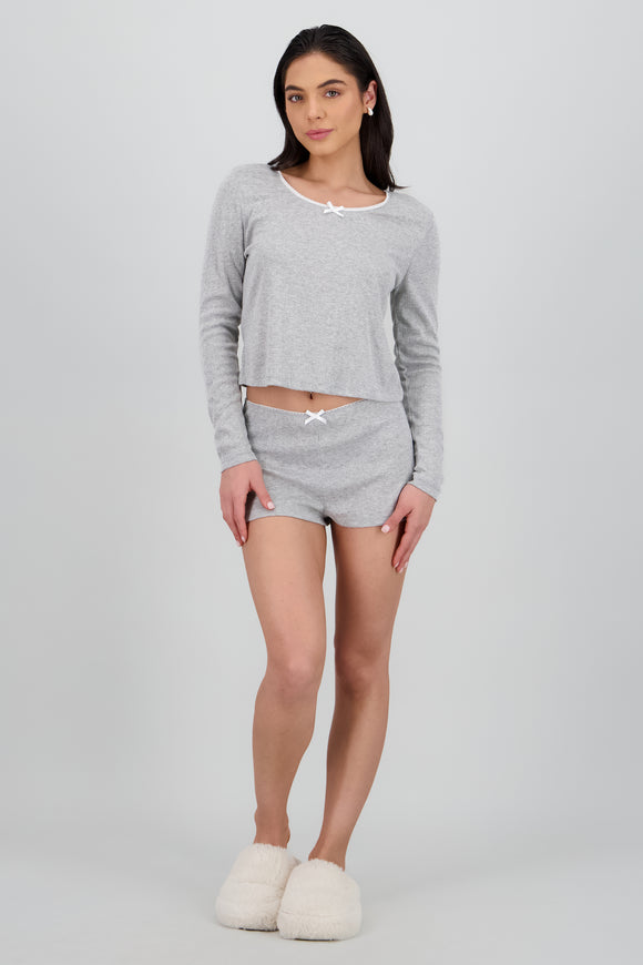 GRAY