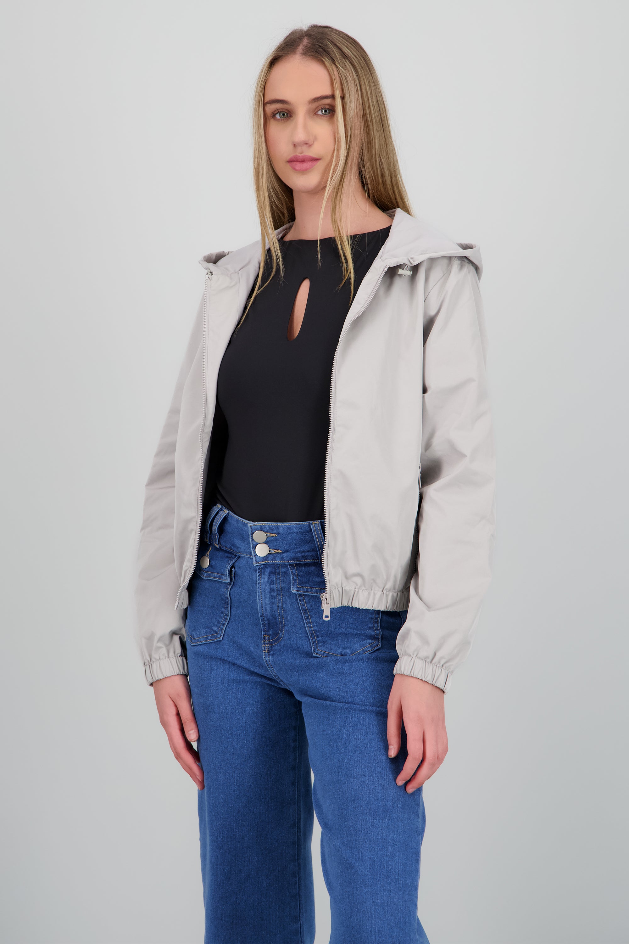 Chamarra ligera con gorro GRIS