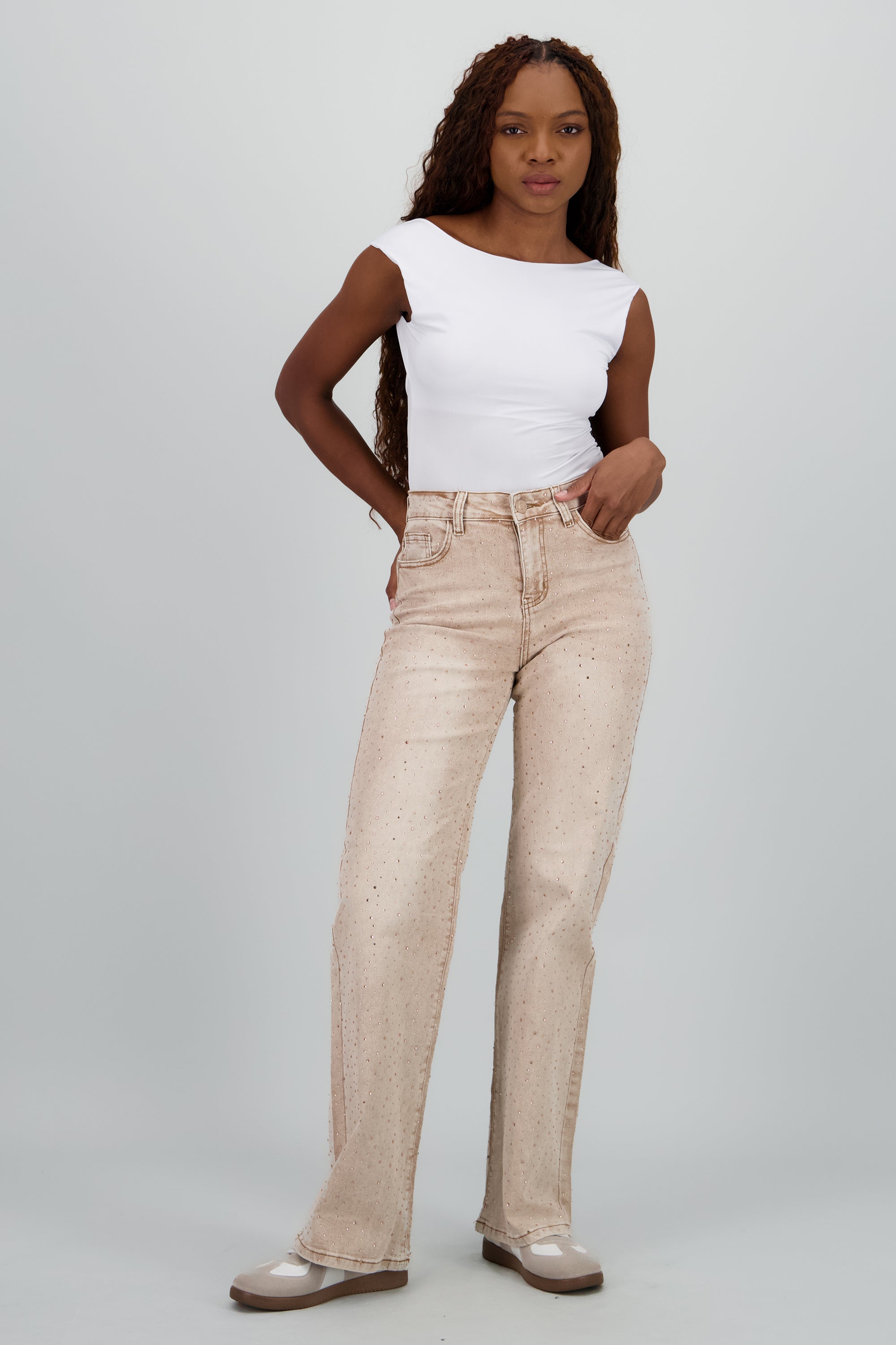 Jeans wide leg entintados brillo CAFE