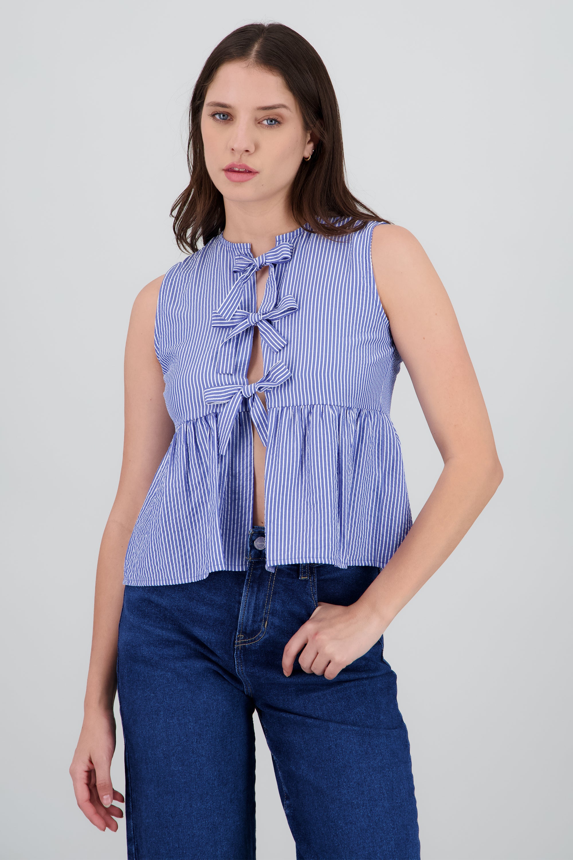 Blusa sin manga detalle olan lazos AZUL REY COMBO