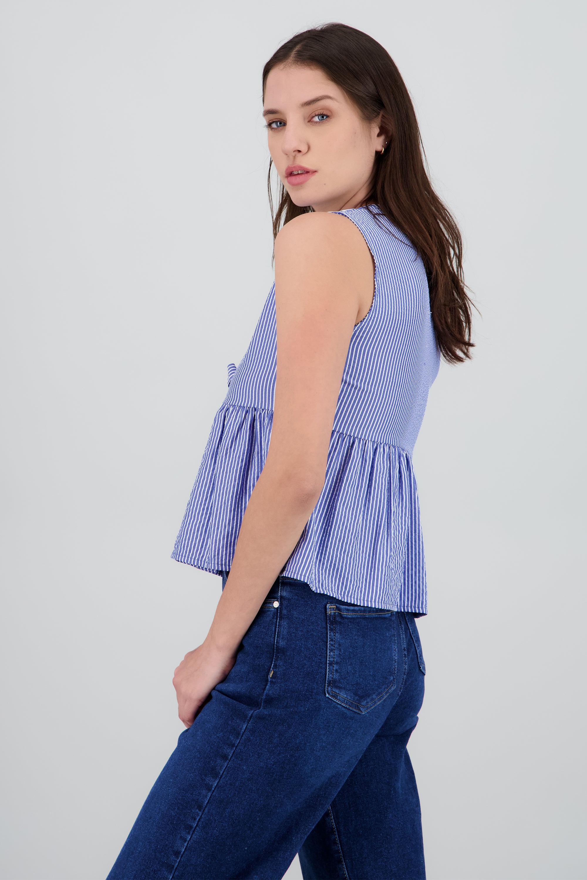 Blusa sin manga detalle olan lazos AZUL REY COMBO