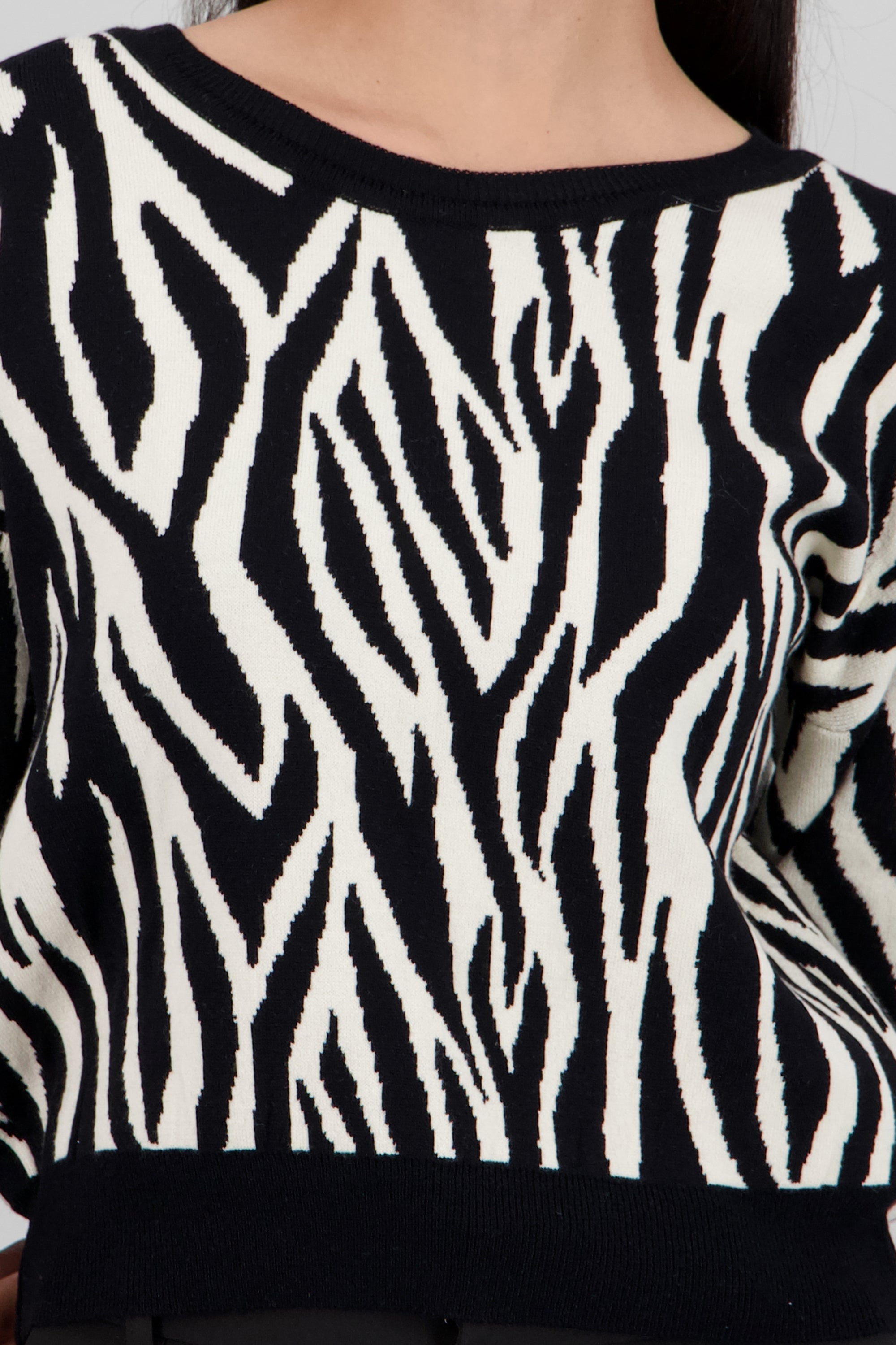 Sueter zebra NEGRO COMBO