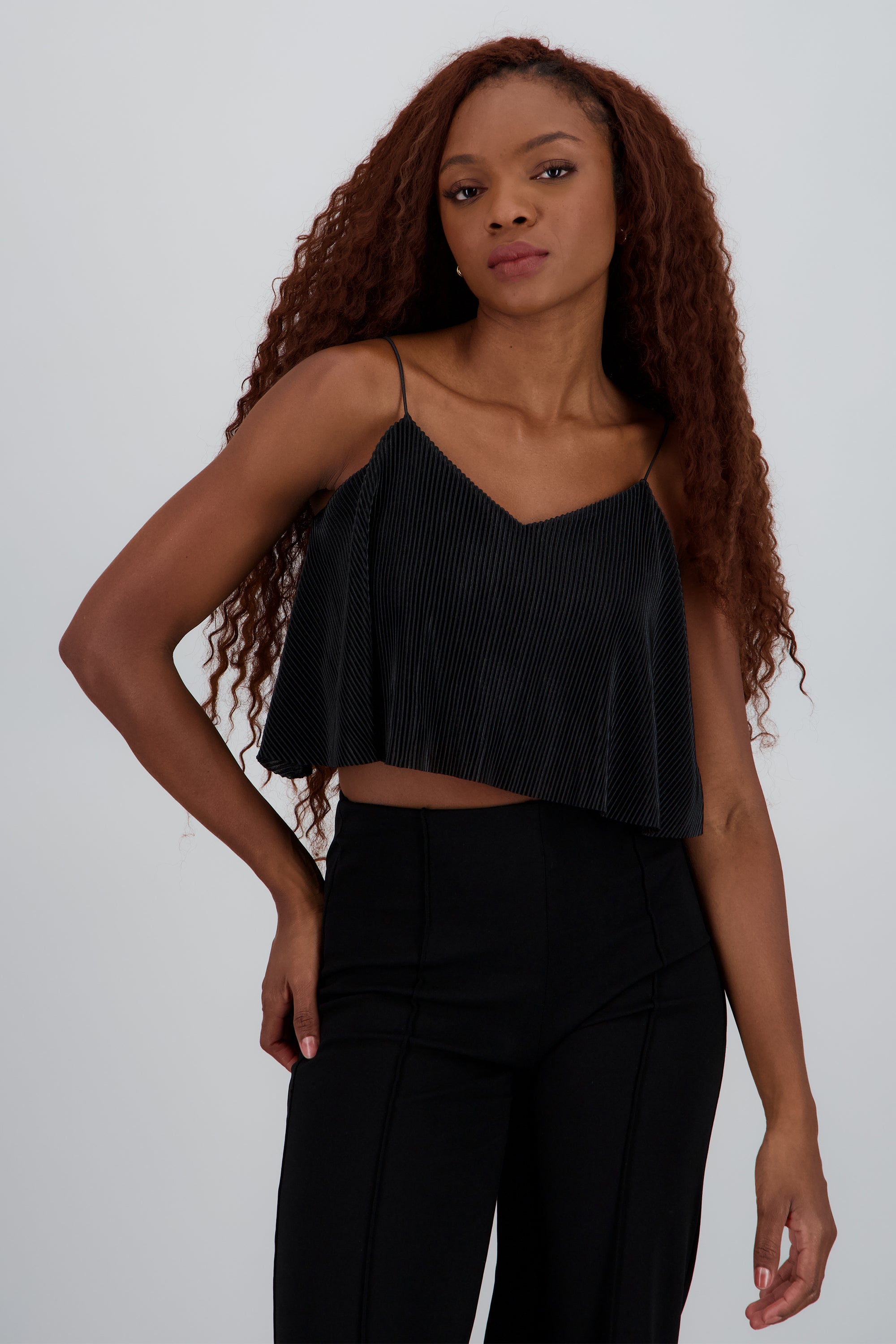 Top Crop Tejido Plisado Tirantes NEGRO