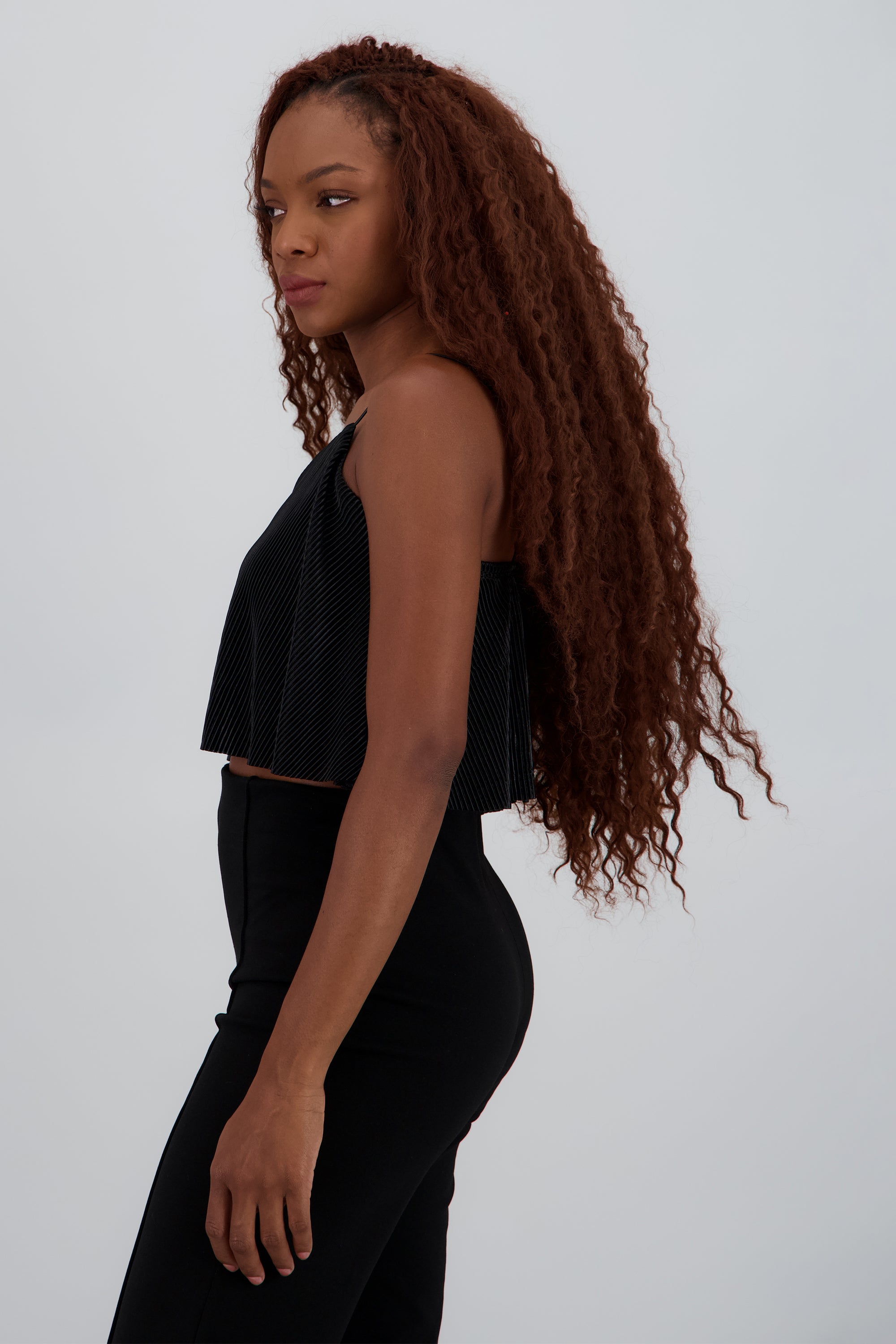 Top Crop Tejido Plisado Tirantes NEGRO