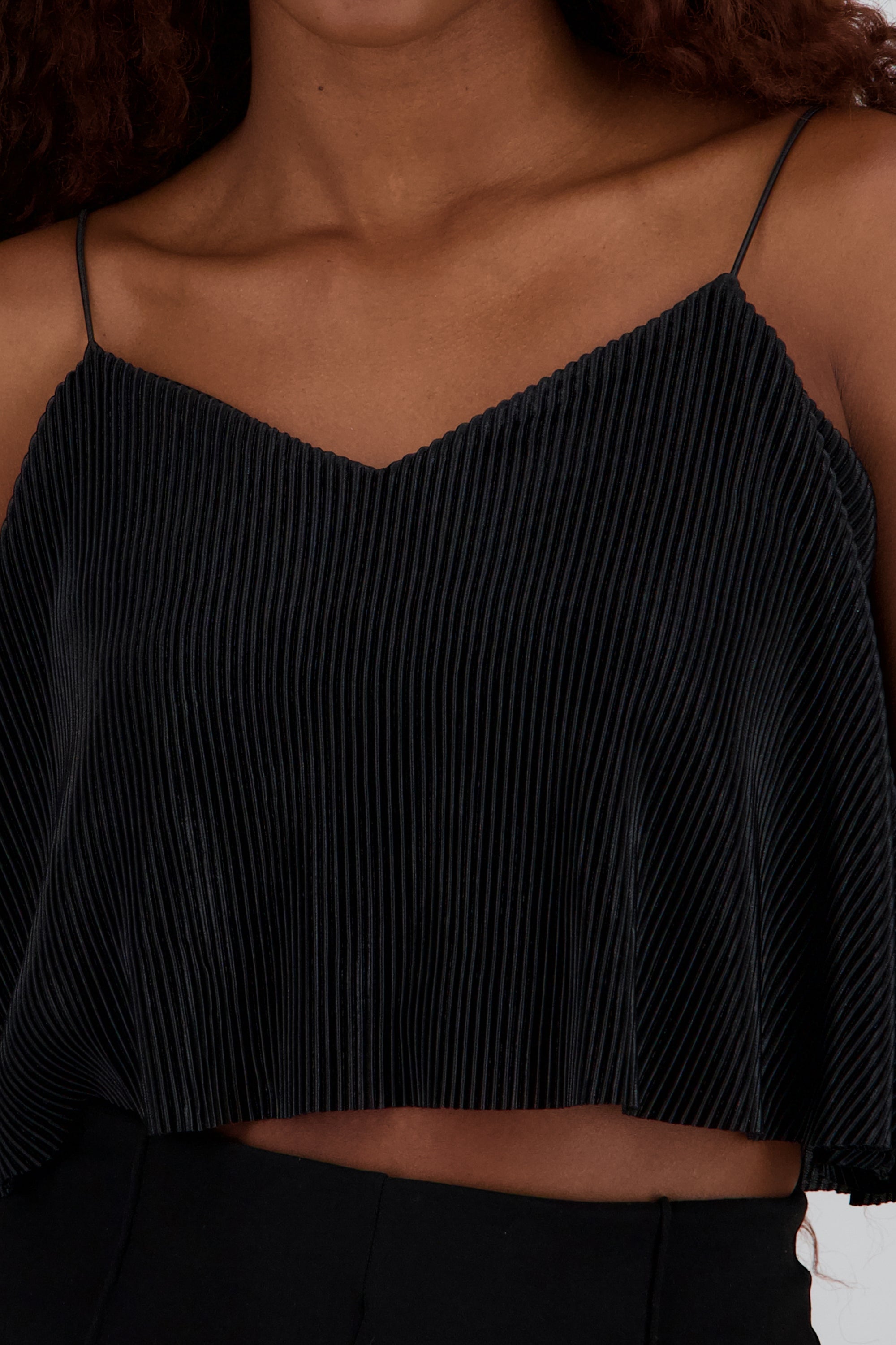 Top Crop Tejido Plisado Tirantes NEGRO
