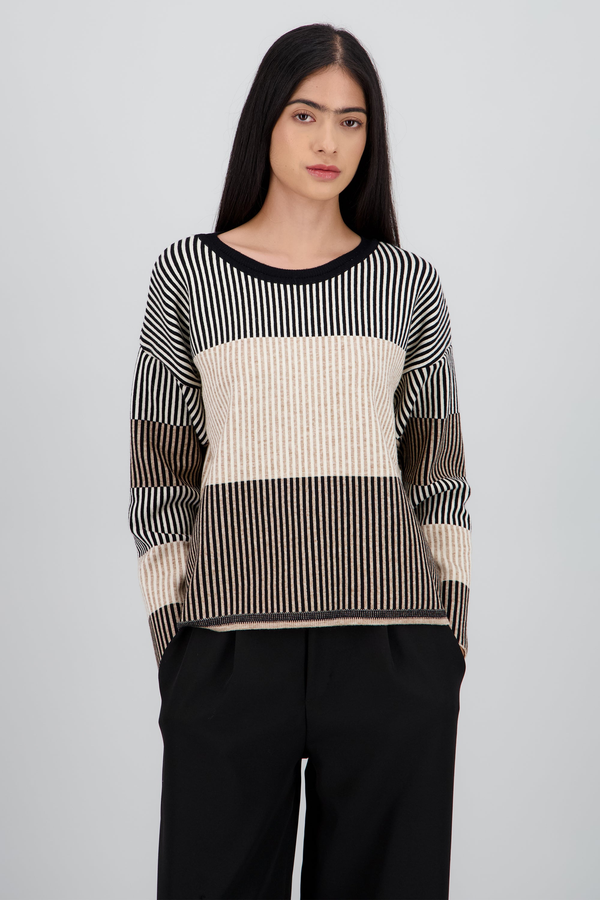 Sueter lineas NEGRO COMBO