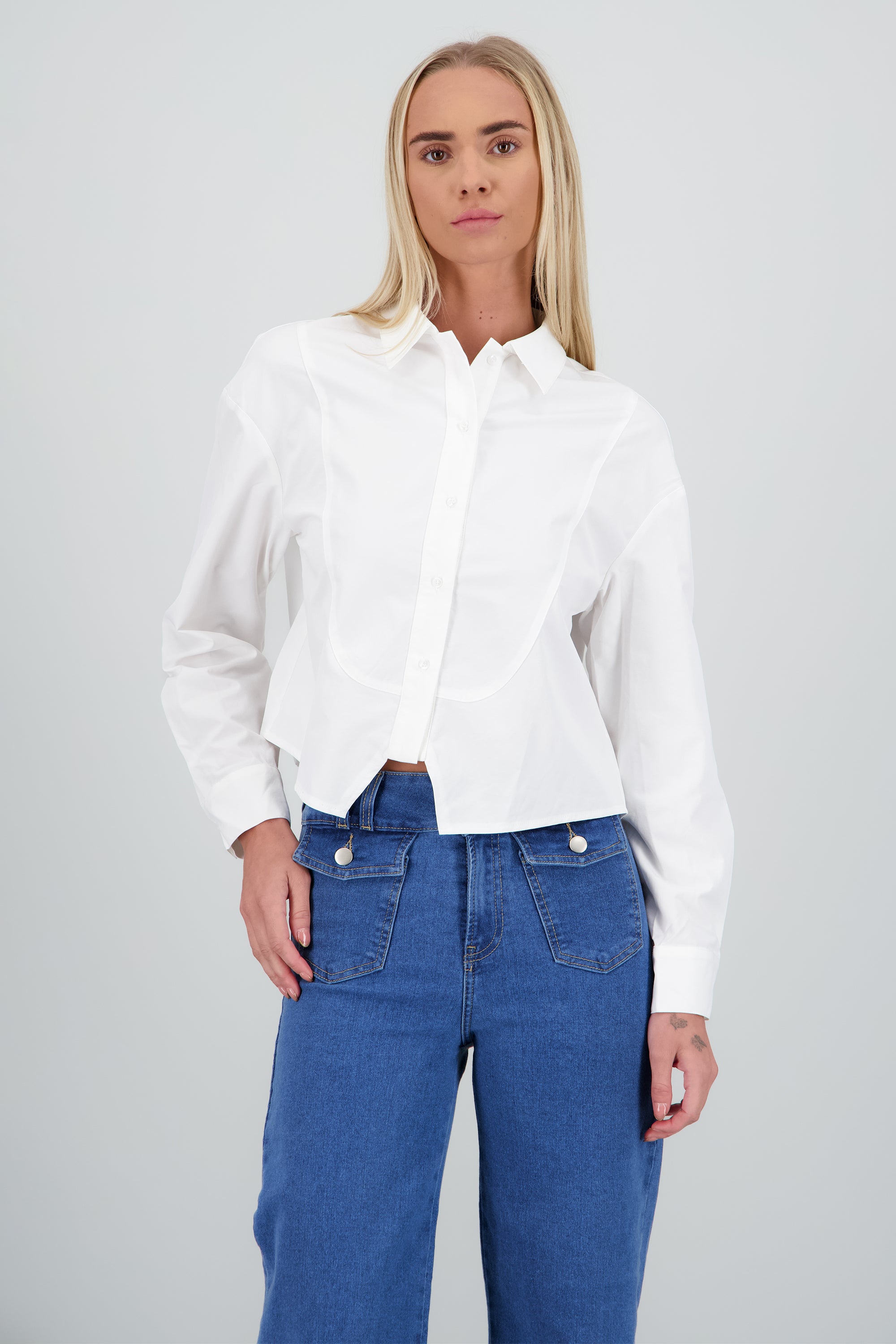 Camisa detalle al frente corte irregular BLANCO