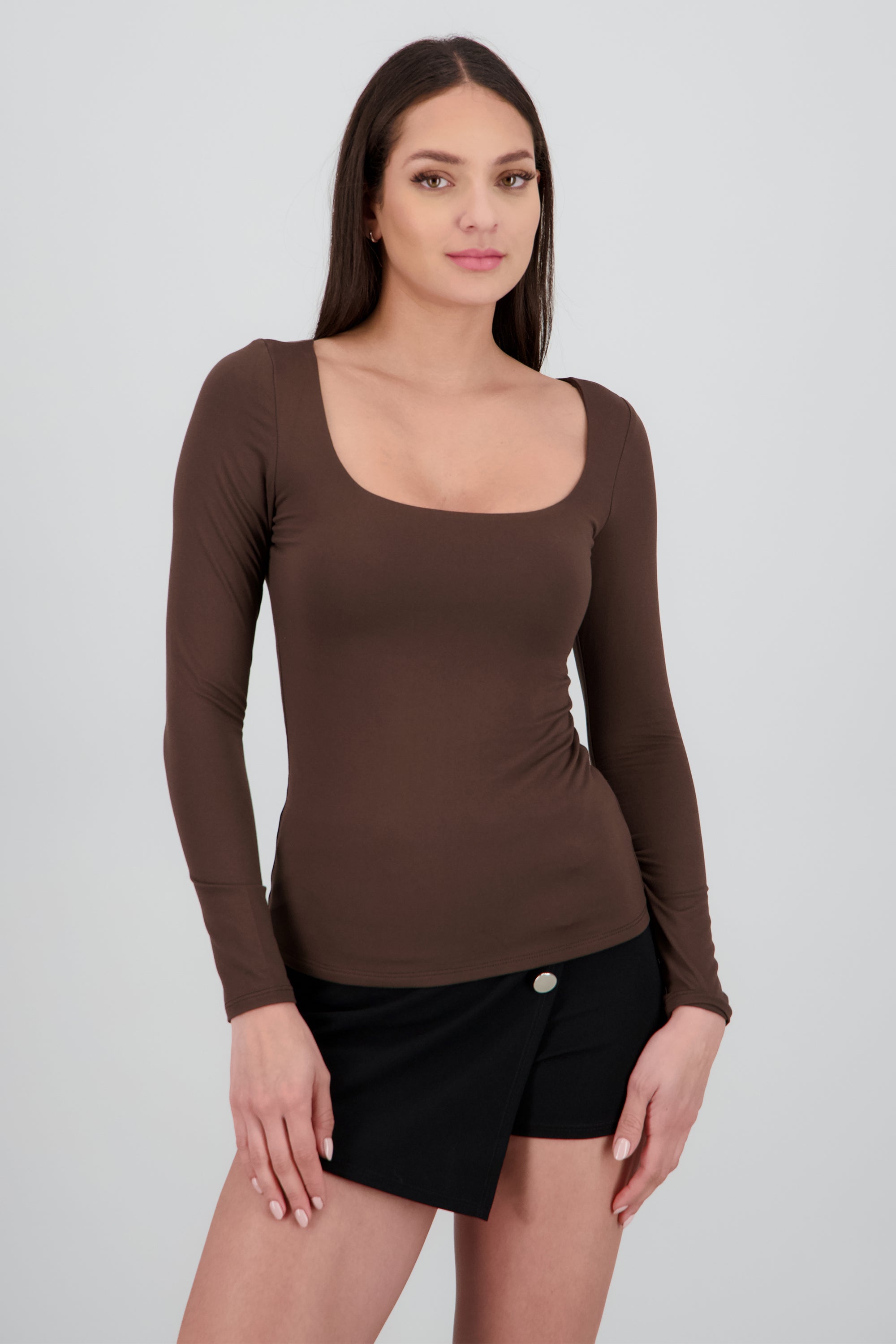 Top manga larga escote cuadrado CHOCOLATE