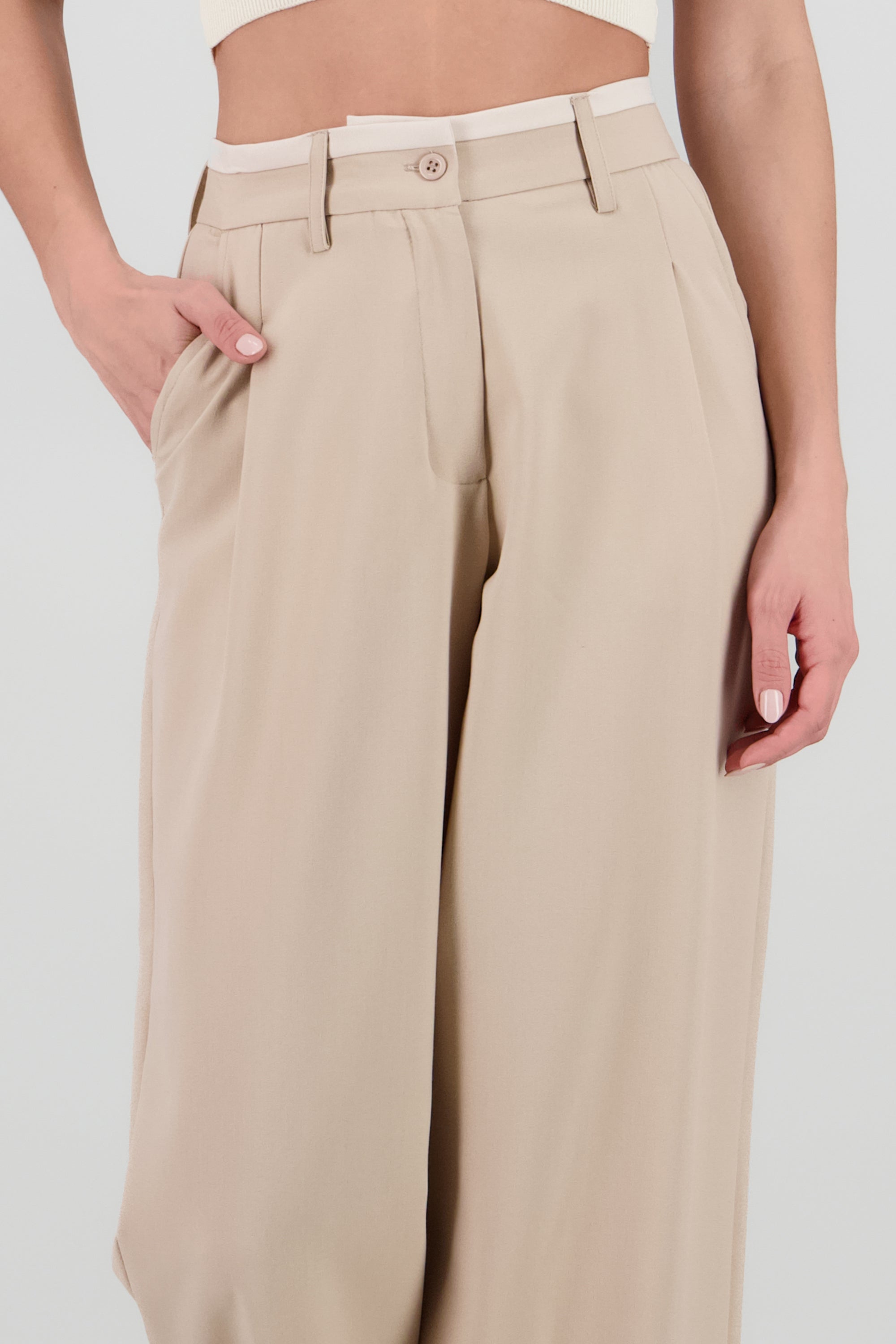 Pantalon contraste pinzas ARENA