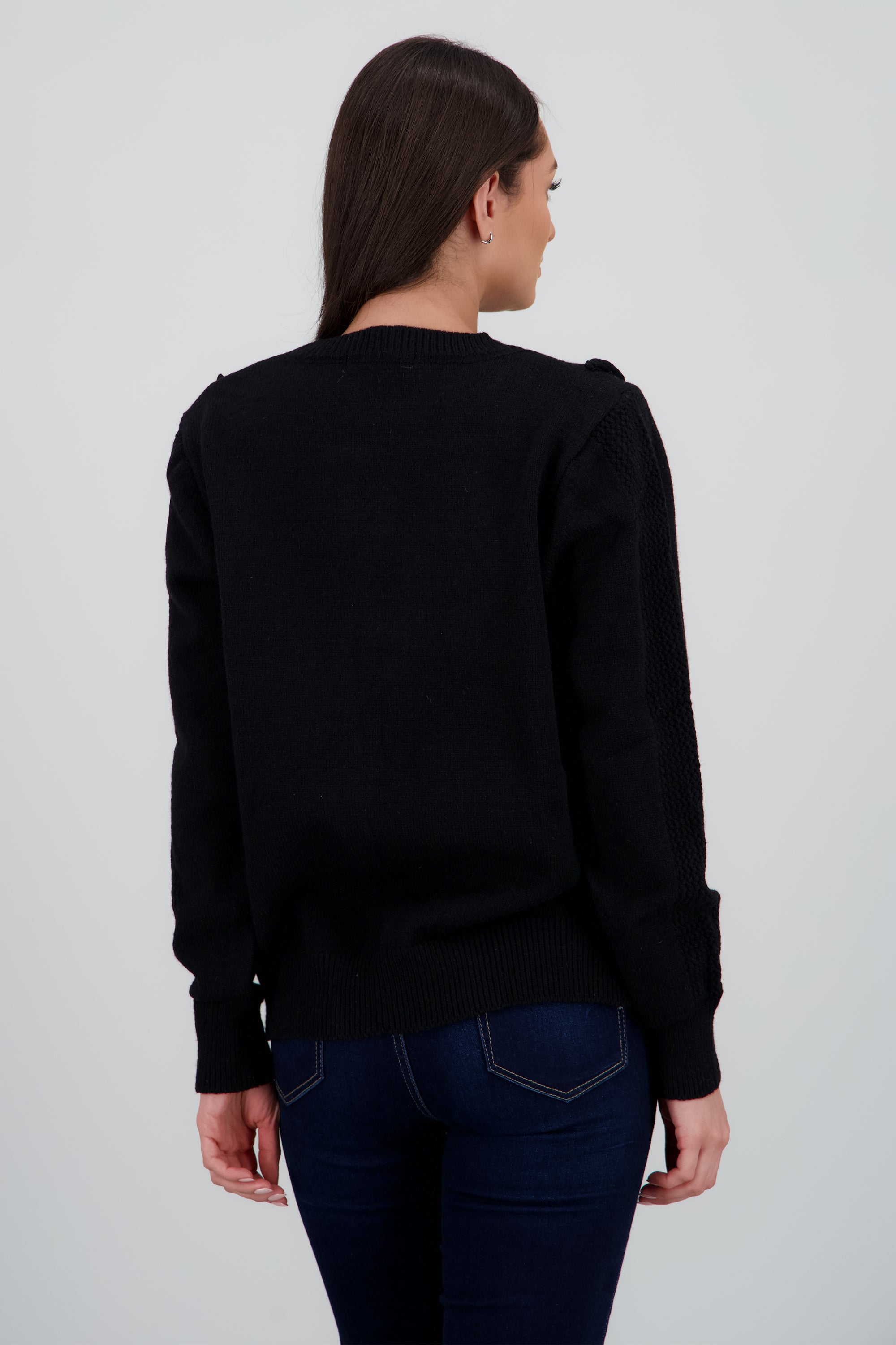 Sueter detalle flecos NEGRO