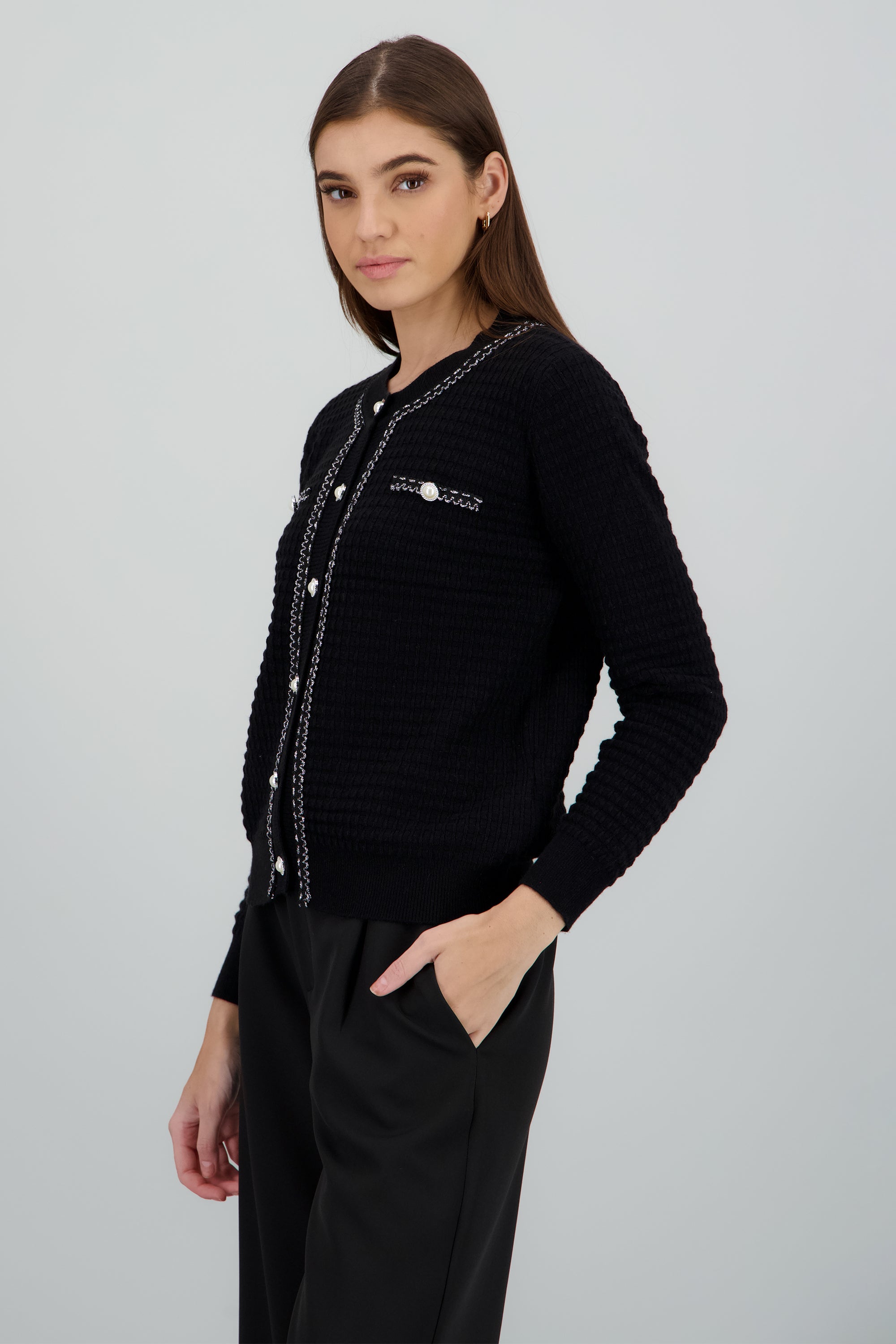 Cardigan detalle boton perla NEGRO