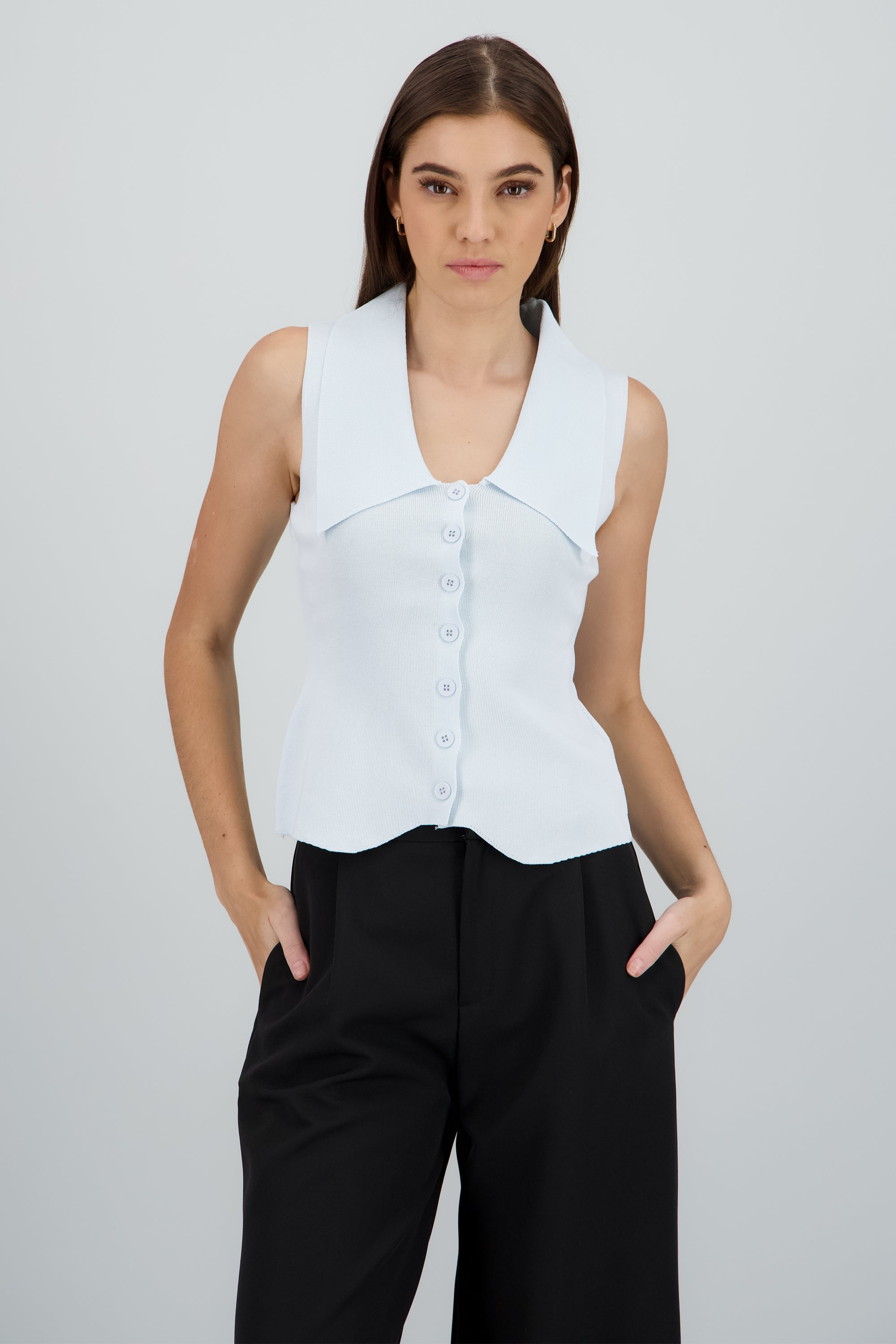 Chaleco knit cuello bobo AZUL CIELO