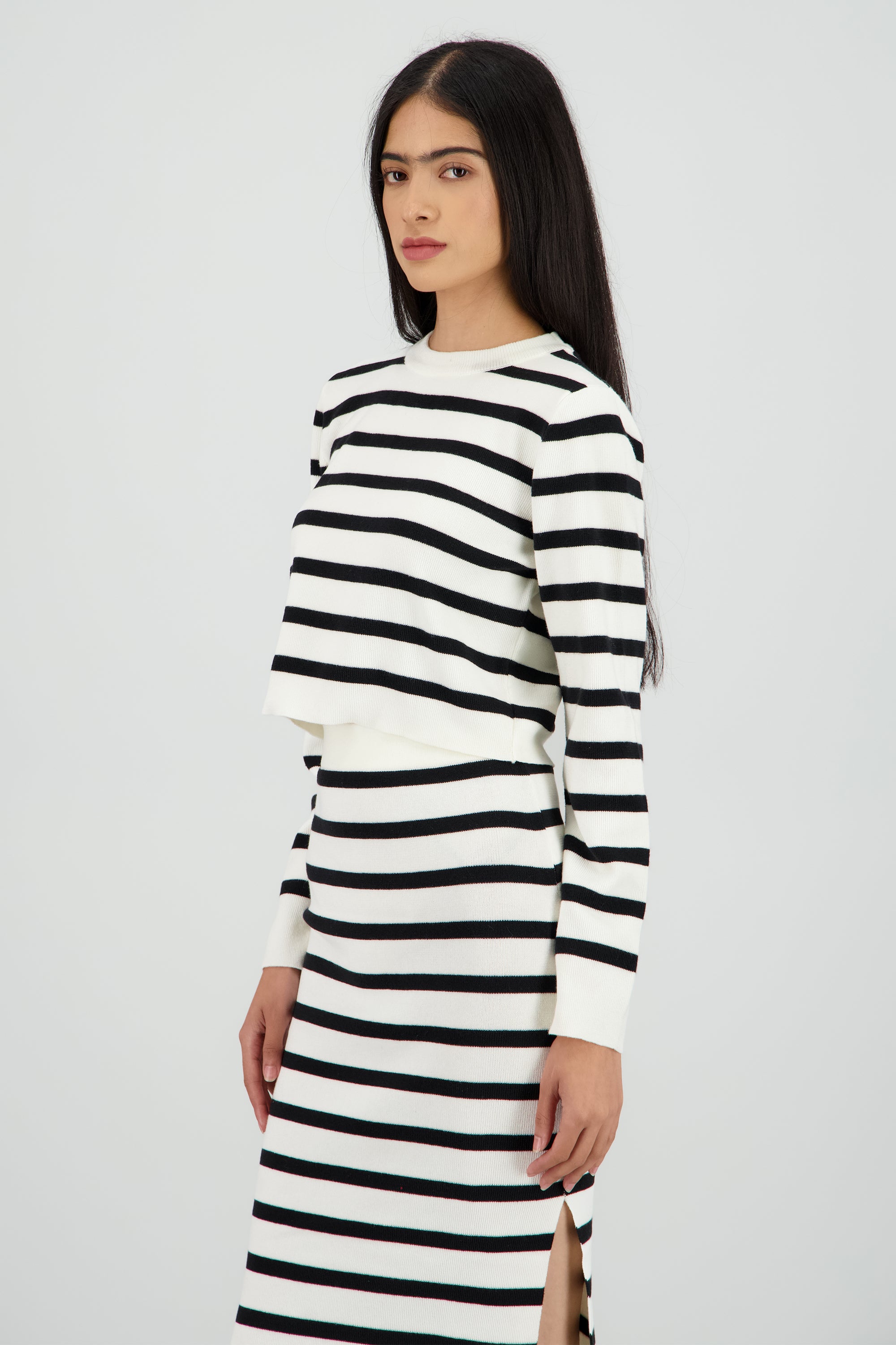 Sueter rayas crop BLANCO COMBO