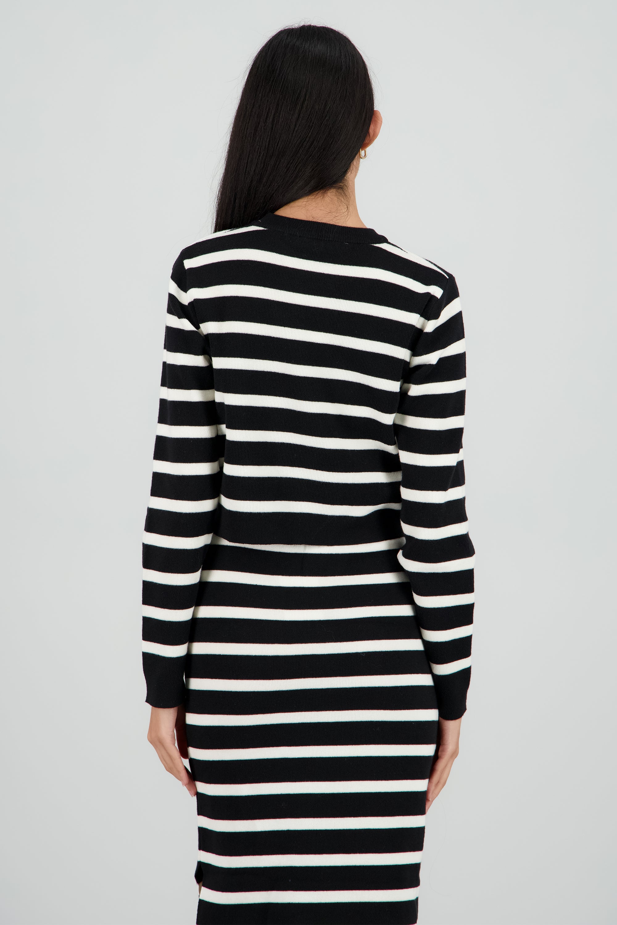 Sueter rayas crop NEGRO COMBO