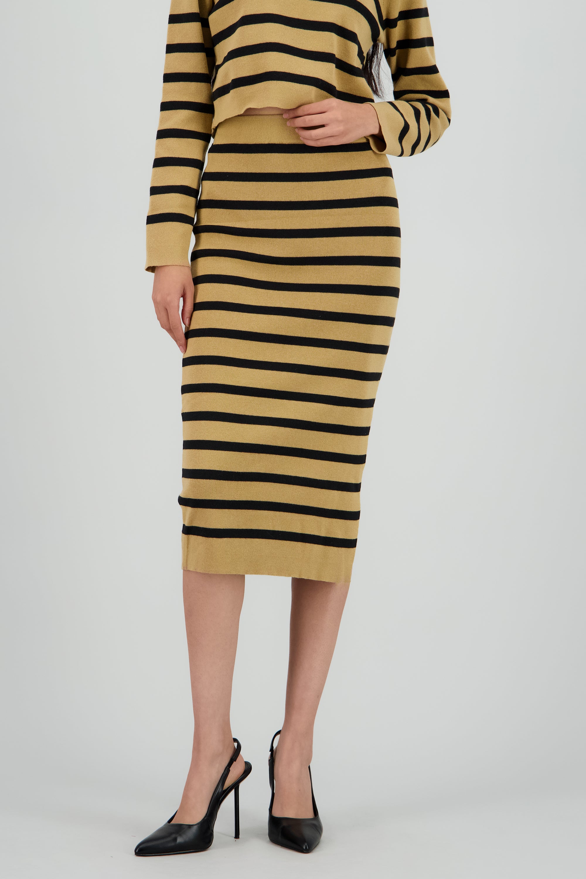 Falda midi rayas detalle abertura CAFE COMBO