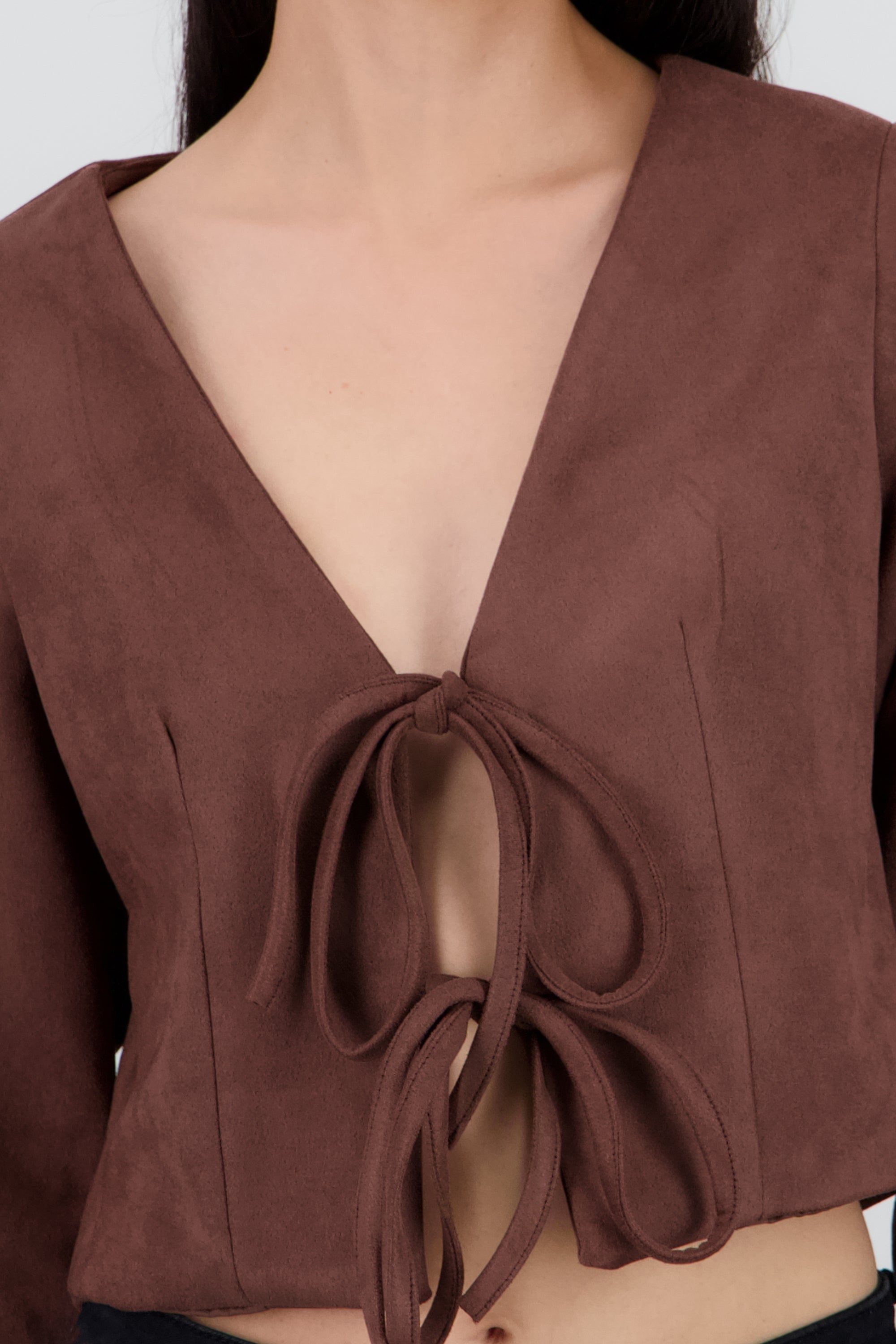 Saco crop detalle amarre moños CHOCOLATE