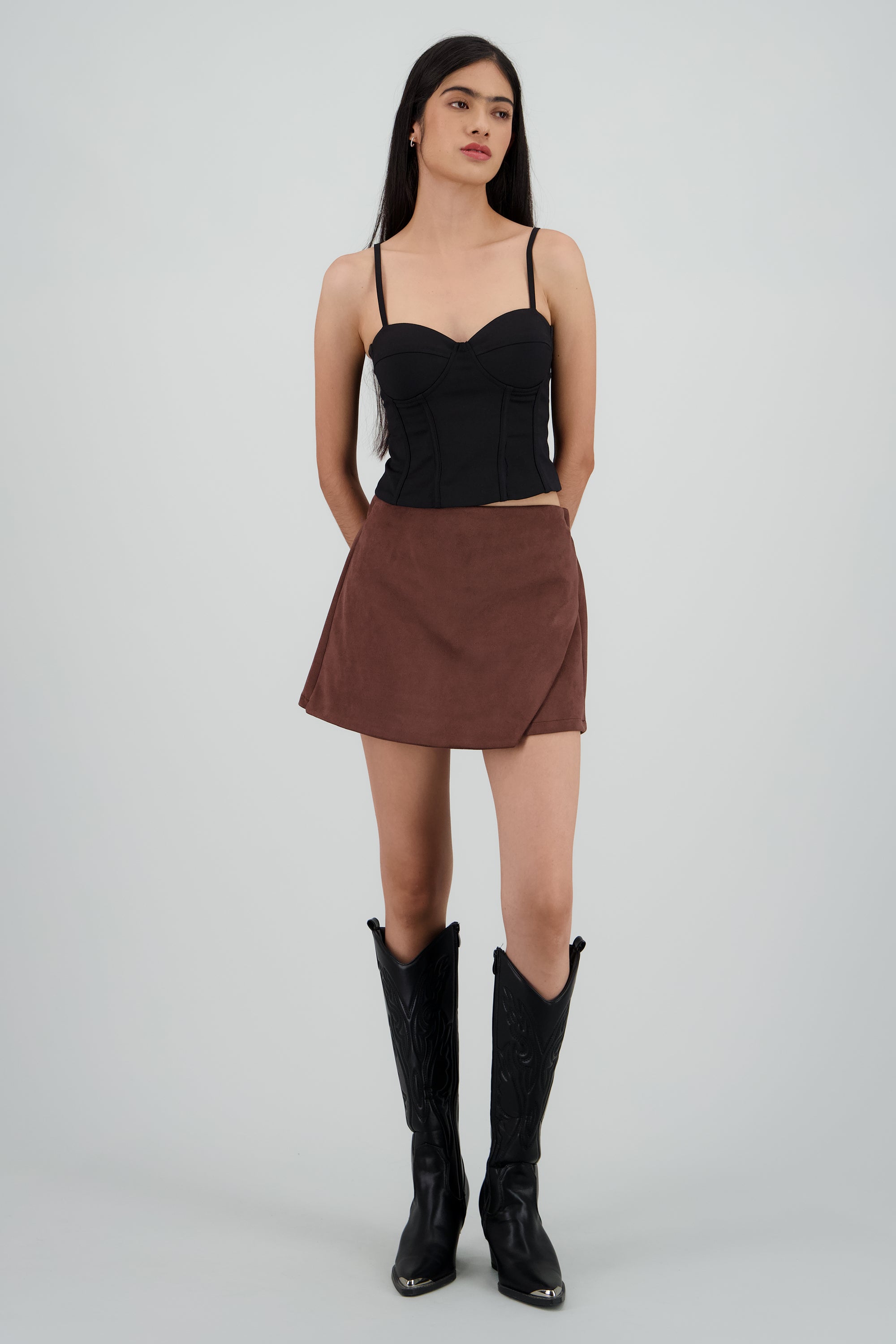 Falda short envolvente suede CHOCOLATE