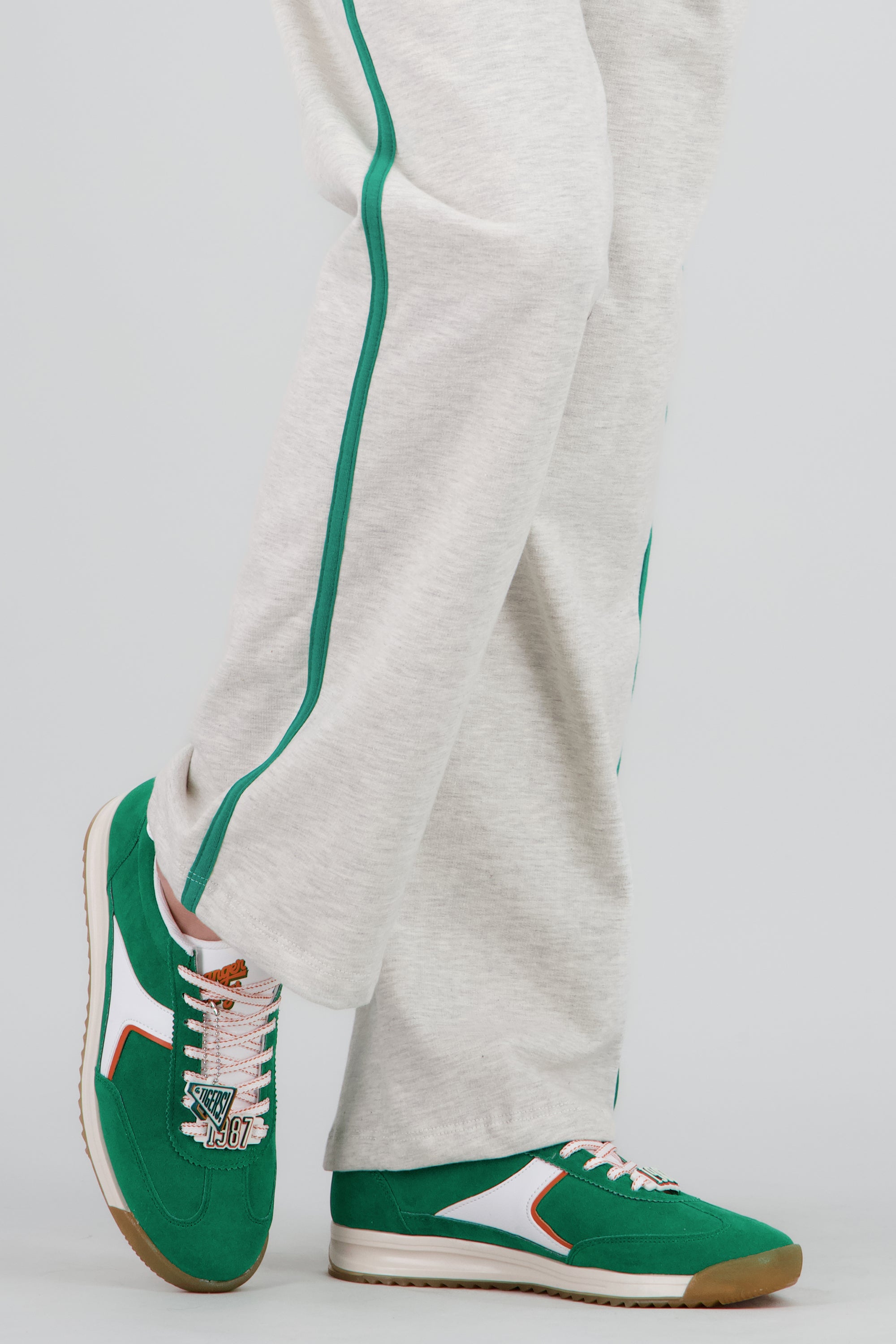 Tenis Stranger things hawkins VERDE