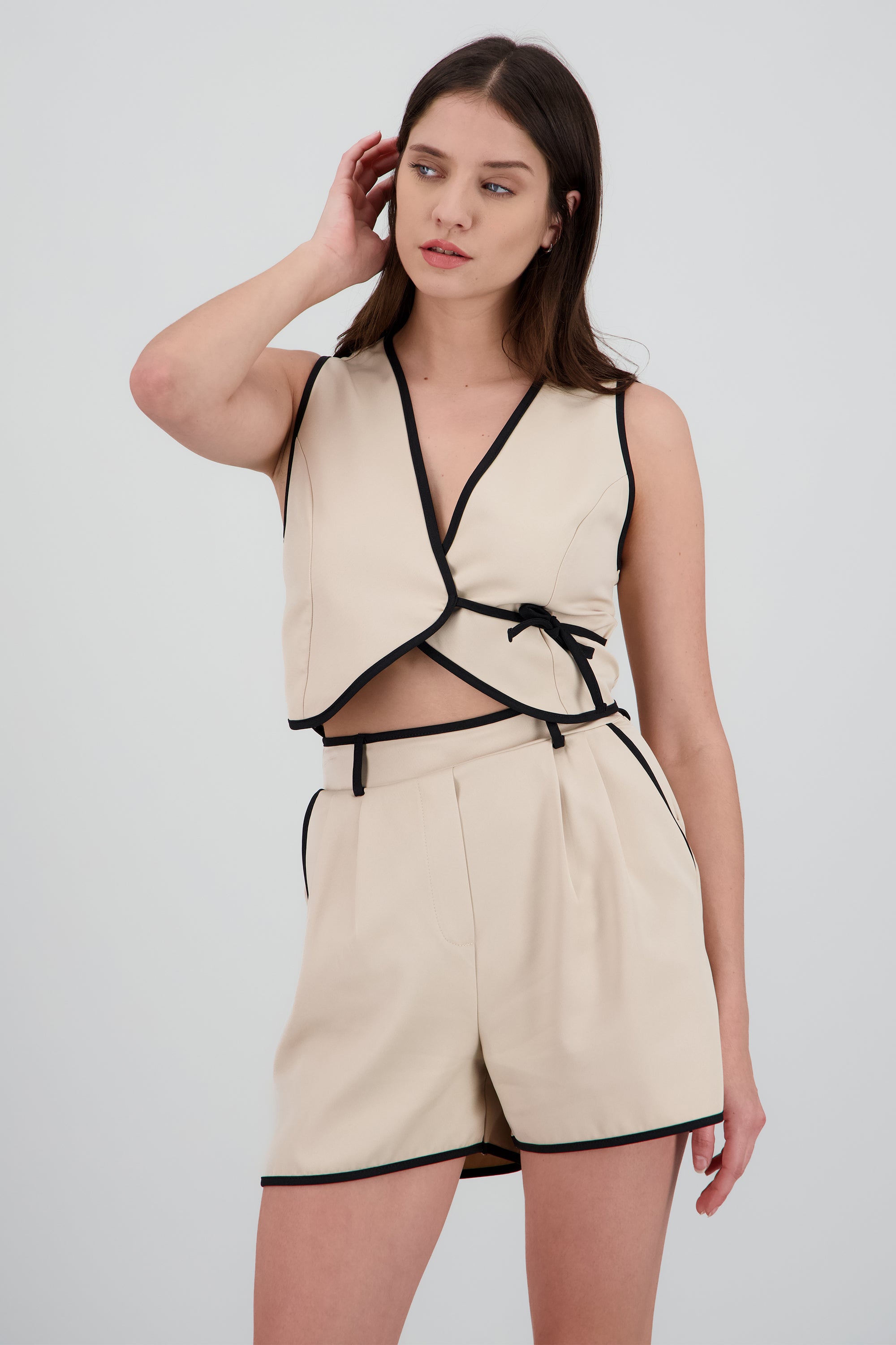 Chaleco contraste amarre KHAKI COMBO