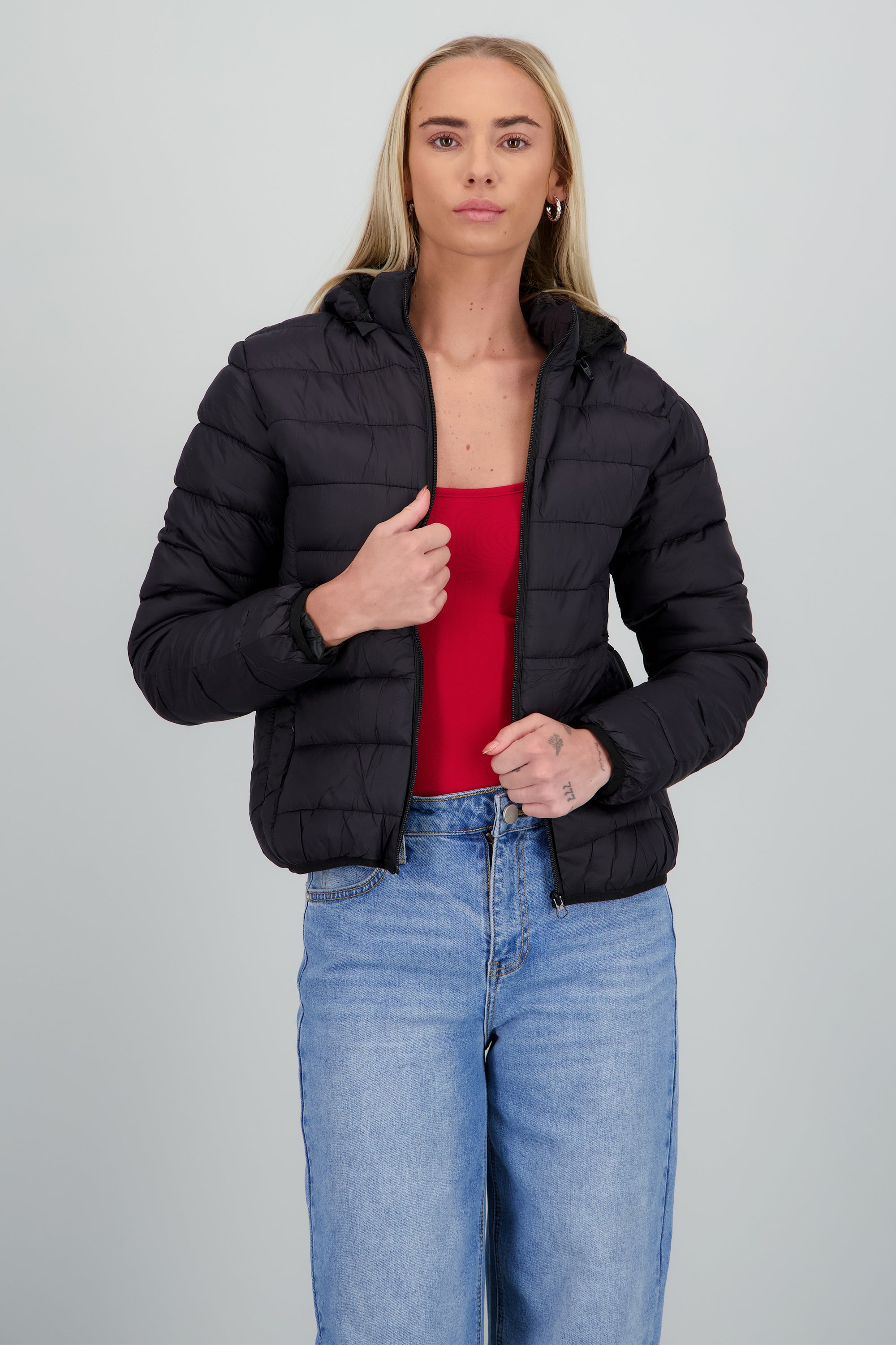 CHAMARRA CORTA BASICA NEGRO