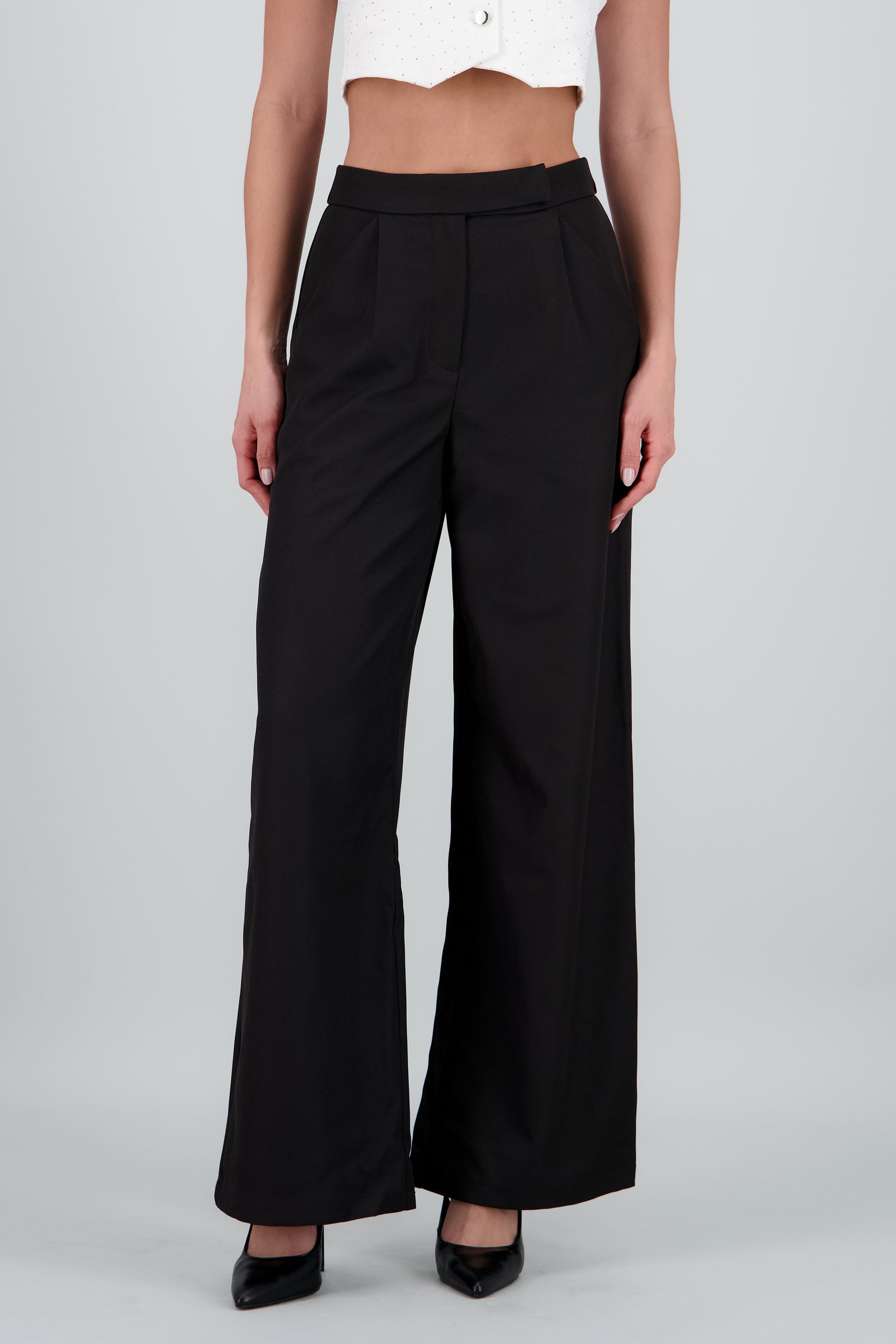 Pantalon sastreado detalle bolsas NEGRO