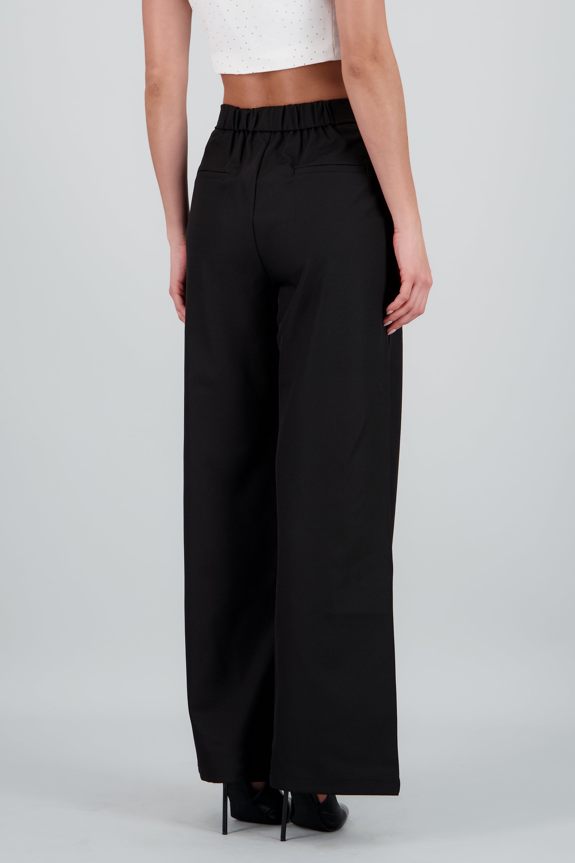 Pantalon sastreado detalle bolsas NEGRO