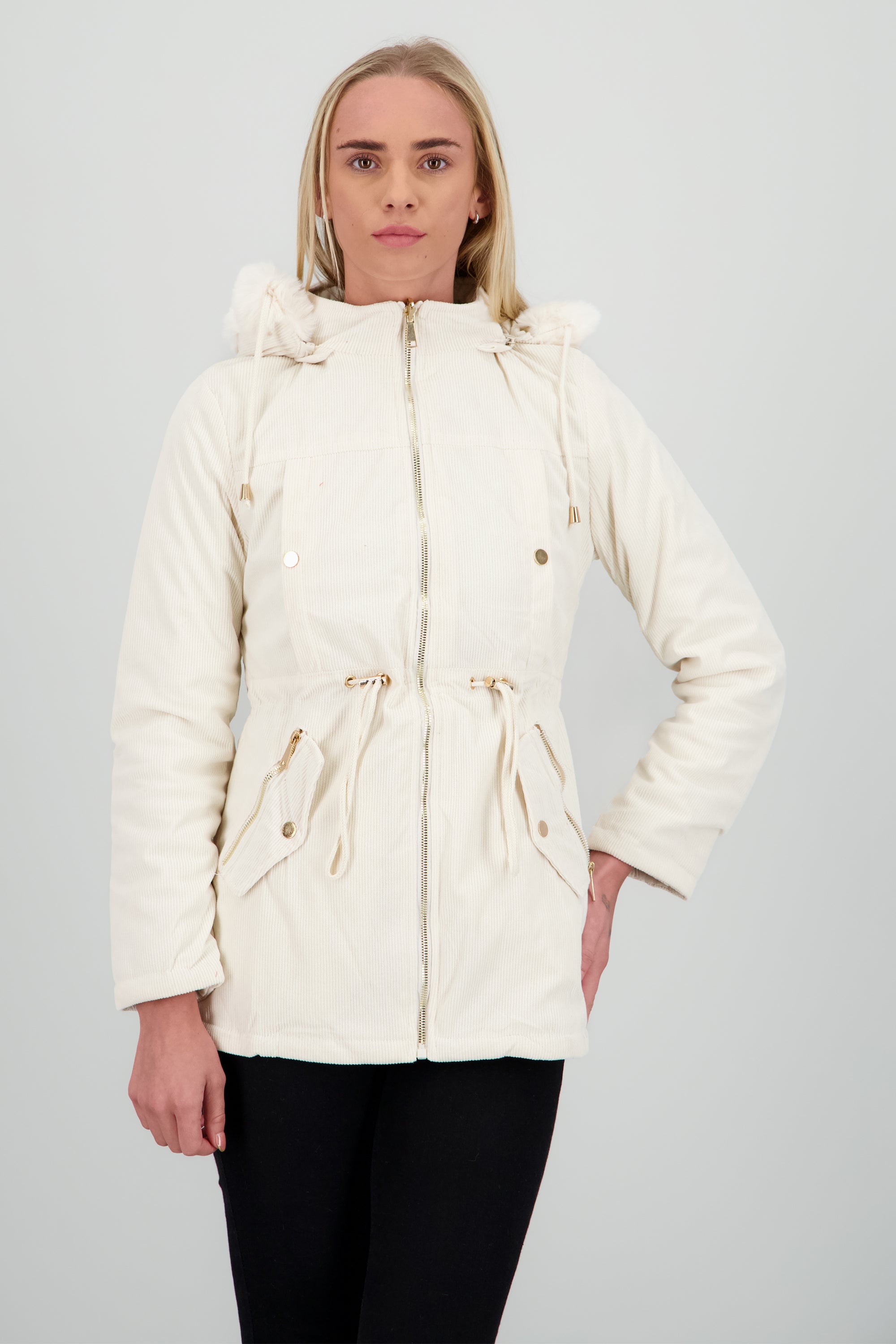 CHAMARRA GORRO PELUCHE HUESO