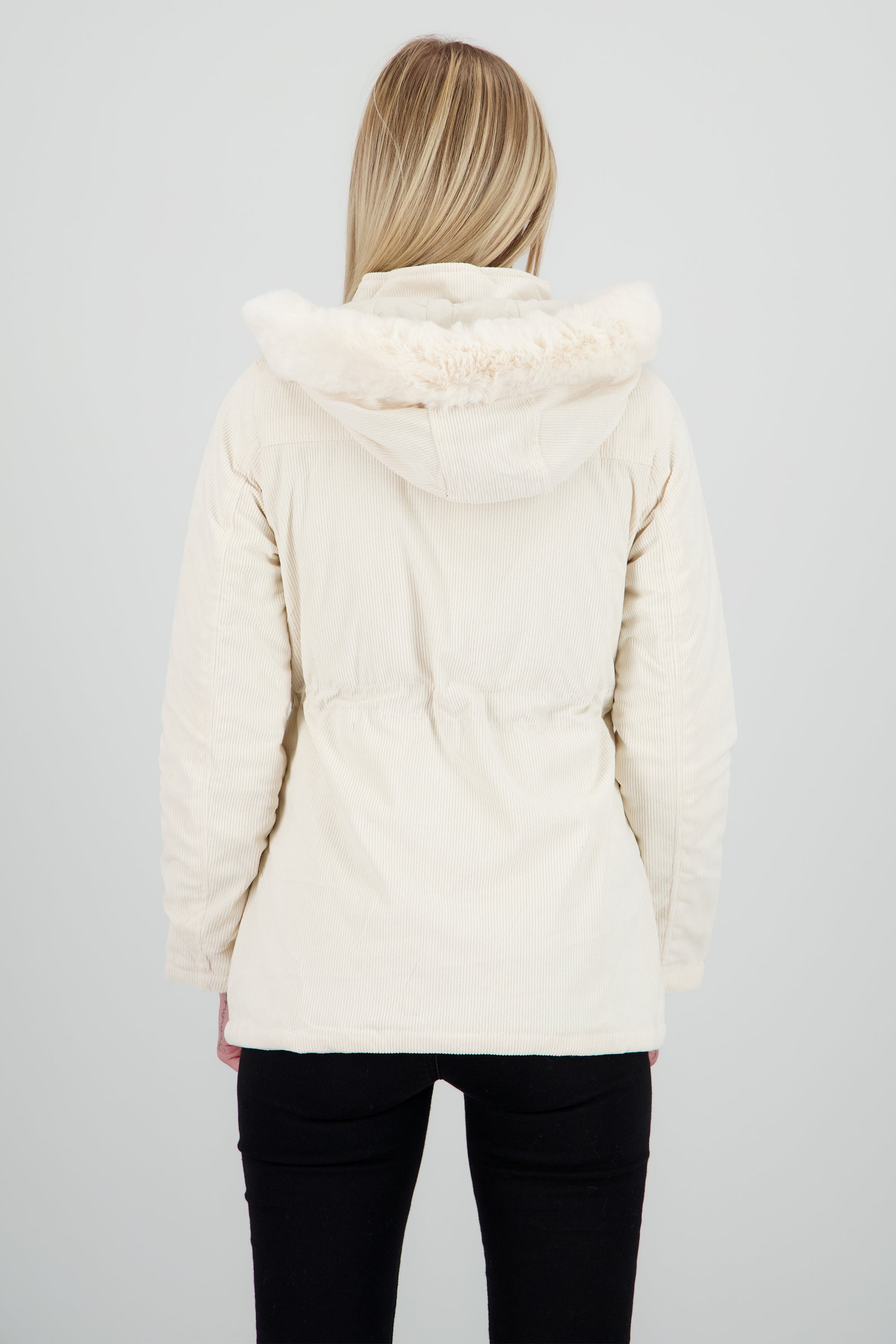 CHAMARRA GORRO PELUCHE HUESO