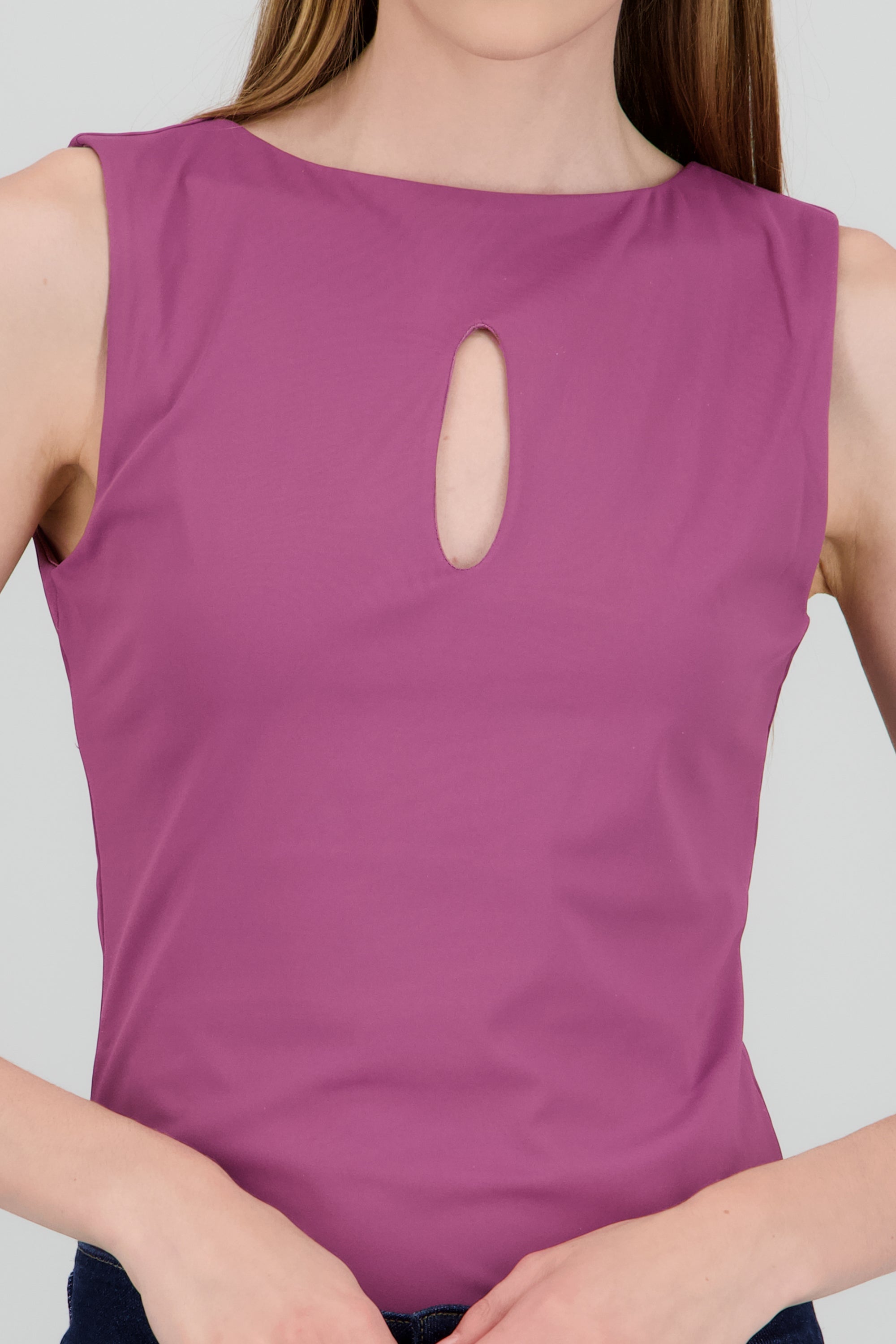 Bodysuit corte al frente UVA