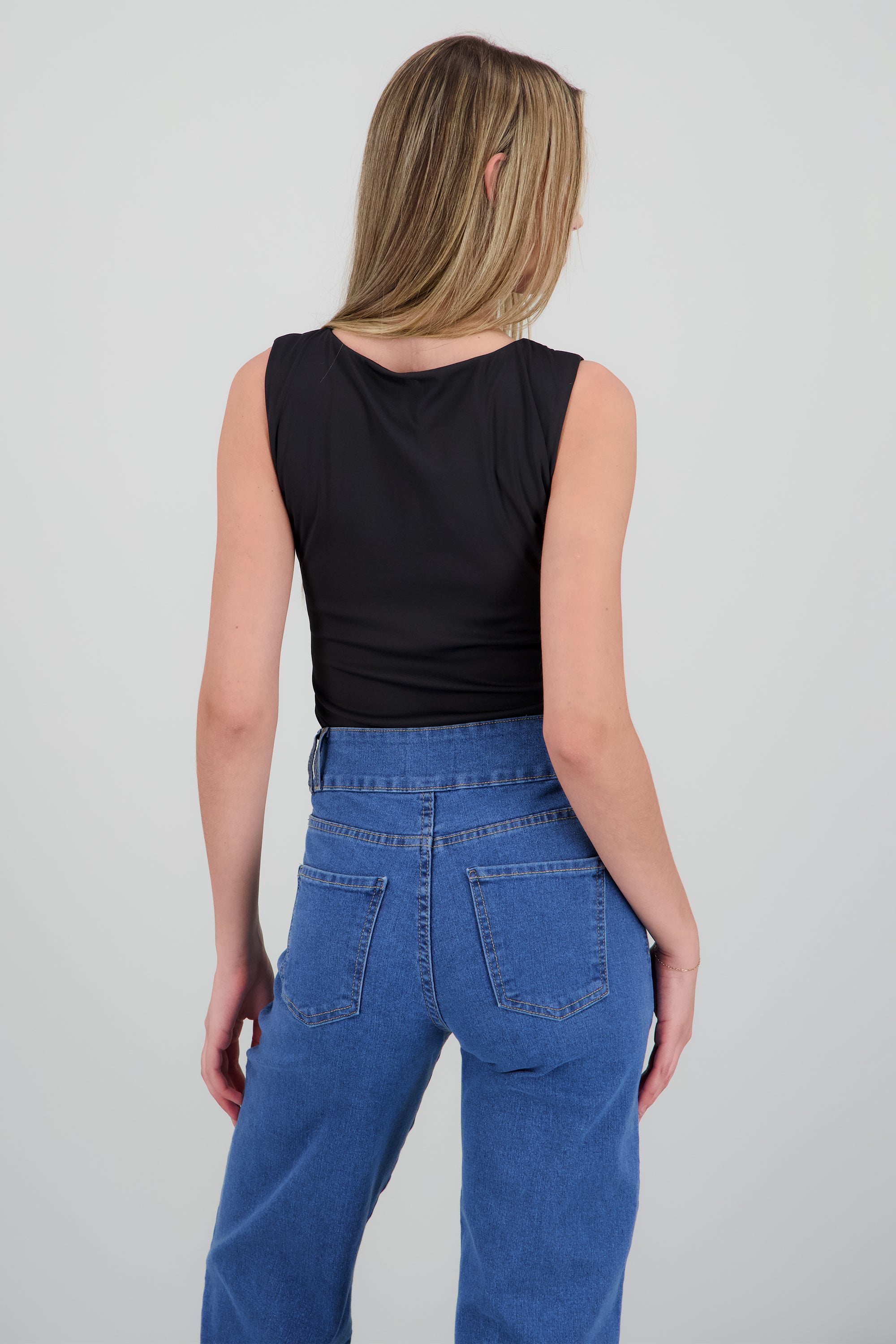 Bodysuit corte al frente NEGRO