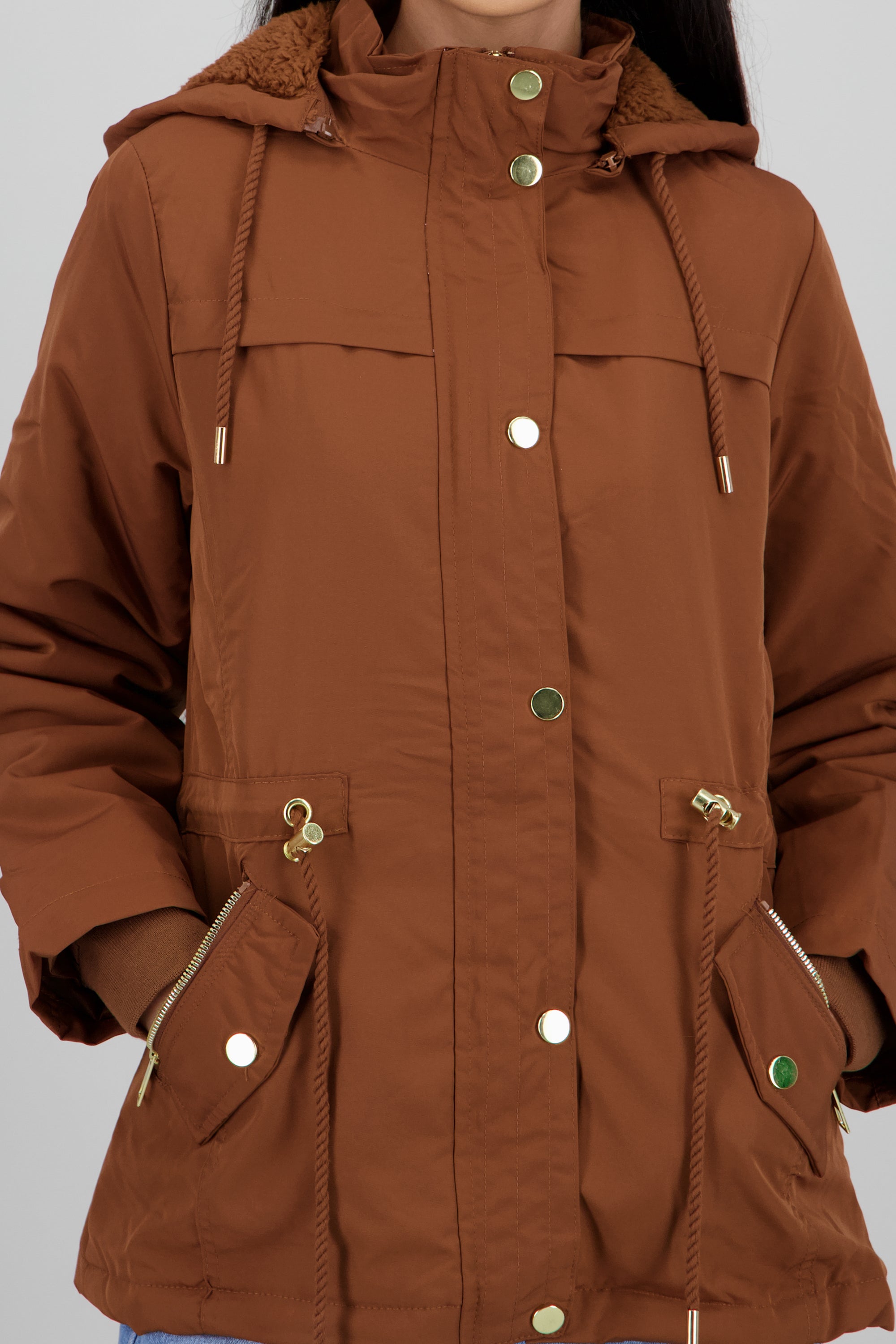 GABARDINA BOLSA Y JARETA CAMELLO